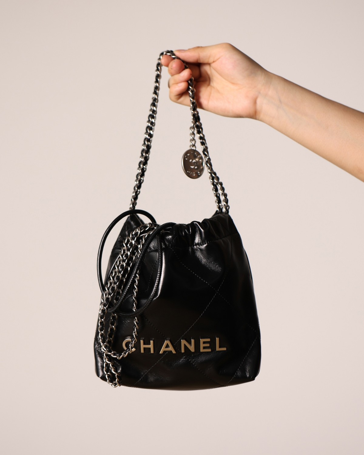 How good is a Shebag replica Chanel 22 Mini bag ? (2023 Week 47)-Najlepsza jakość fałszywych torebek Louis Vuitton Sklep internetowy, projektant repliki torebki ru