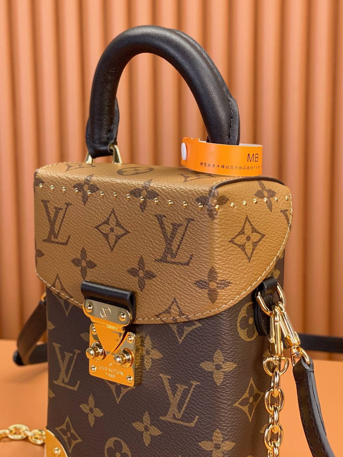 Ellebag’s Replica Artistry: Louis Vuitton CAMERA BOX Handbag (M82465) – Monogram and Monogram Reverse Canvas-മികച്ച ഗുണനിലവാരമുള്ള വ്യാജ ലൂയിസ് വിറ്റൺ ബാഗ് ഓൺലൈൻ സ്റ്റോർ, റെപ്ലിക്ക ഡിസൈനർ ബാഗ് ru