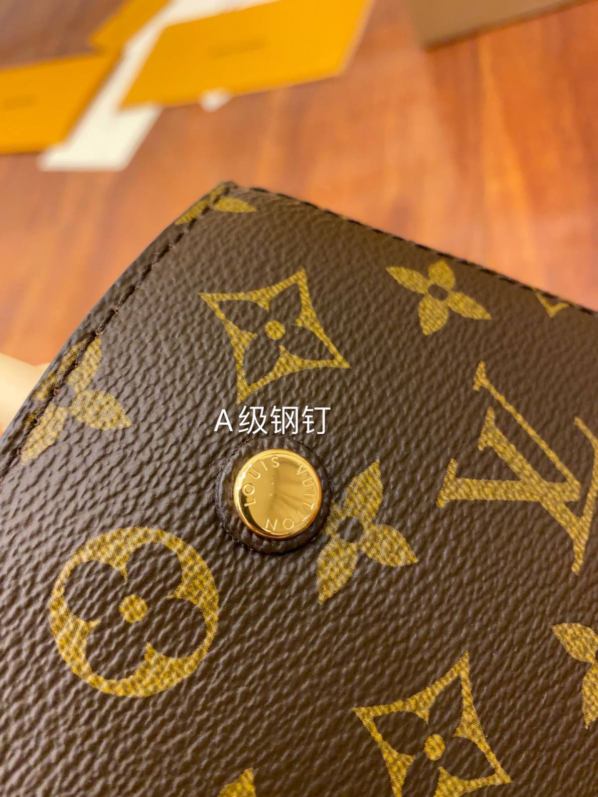 Ellebag’s Replica Mastery: Louis Vuitton MONTAIGNE BB Handbag (M41055) Monogram Canvas-Paras laatu väärennetty Louis Vuitton laukku verkkokauppa, replika suunnittelija laukku ru