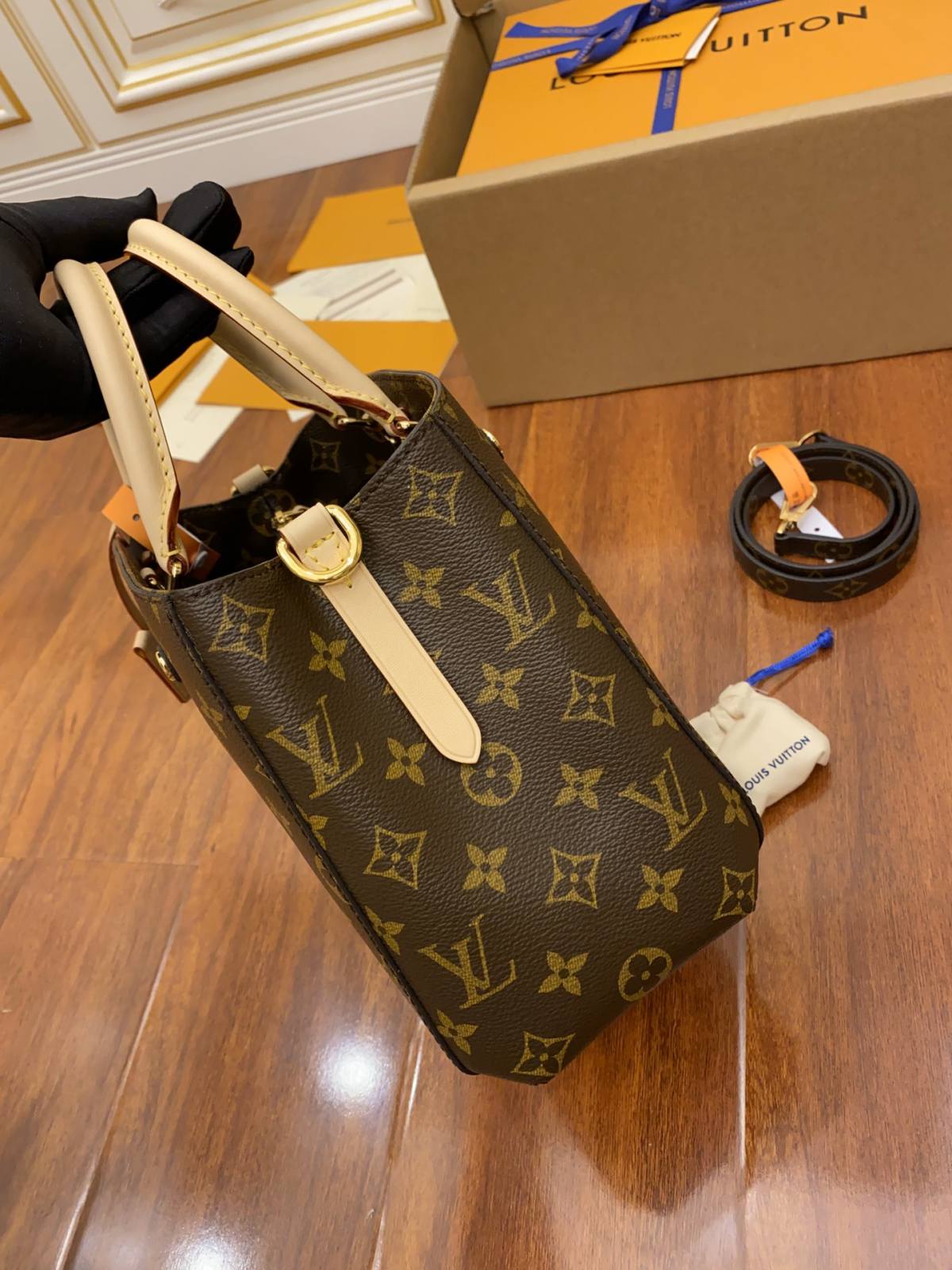 Ellebag’s Replica Mastery: Louis Vuitton MONTAIGNE BB Handbag (M41055) Monogram Canvas-En İyi Kalite Sahte Louis Vuitton Çanta Online Mağazası, Çoğaltma tasarımcı çanta ru