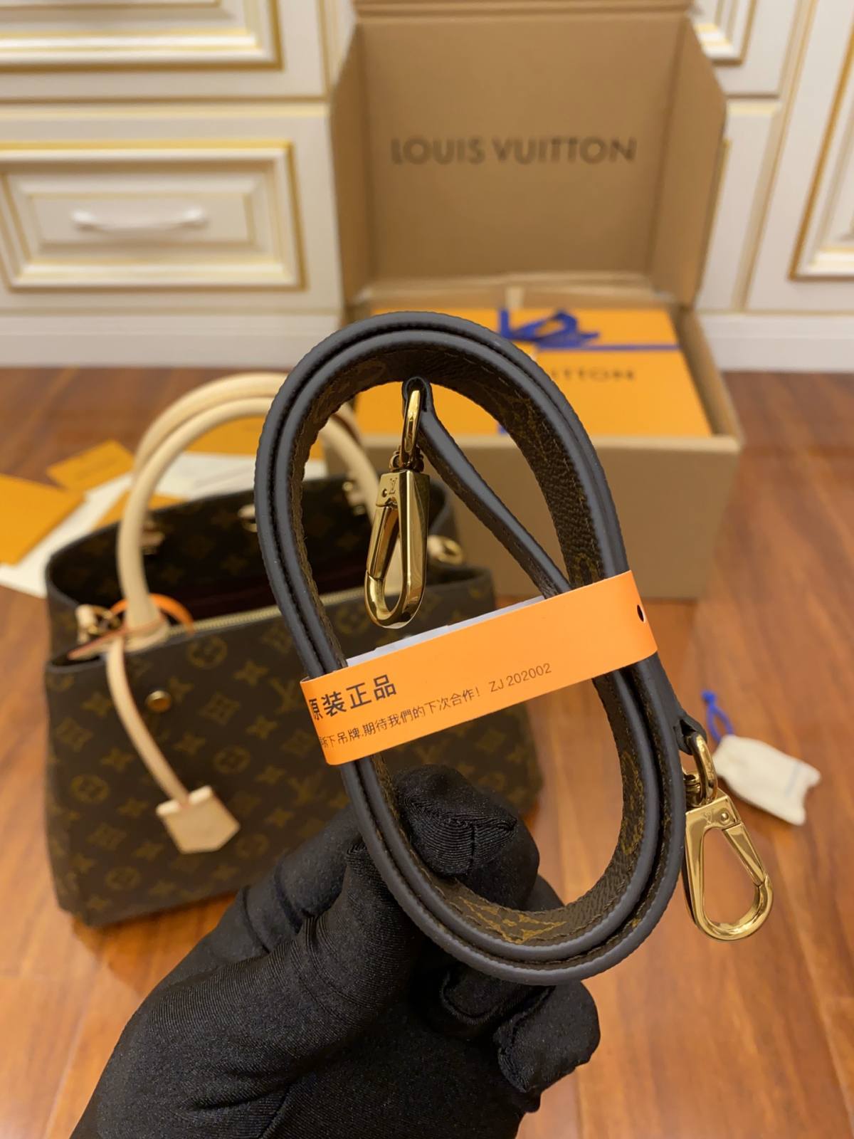 Ellebag’s Exquisite Replication: Louis Vuitton MONTAIGNE Medium Handbag (M41056) Monogram-Labākās kvalitātes viltotās Louis Vuitton somas tiešsaistes veikals, dizaineru somas kopija ru