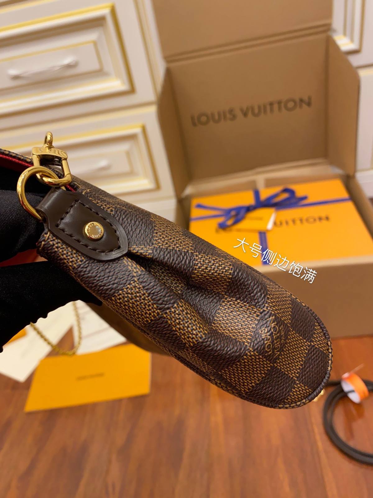 Ellebag Replica Craftsmanship: Louis Vuitton Classic Favorite Medium Handbag (N41129 N41276) Brown Check-Bästa kvalitet Fake Louis Vuitton Bag Online Store, Replica designer bag ru