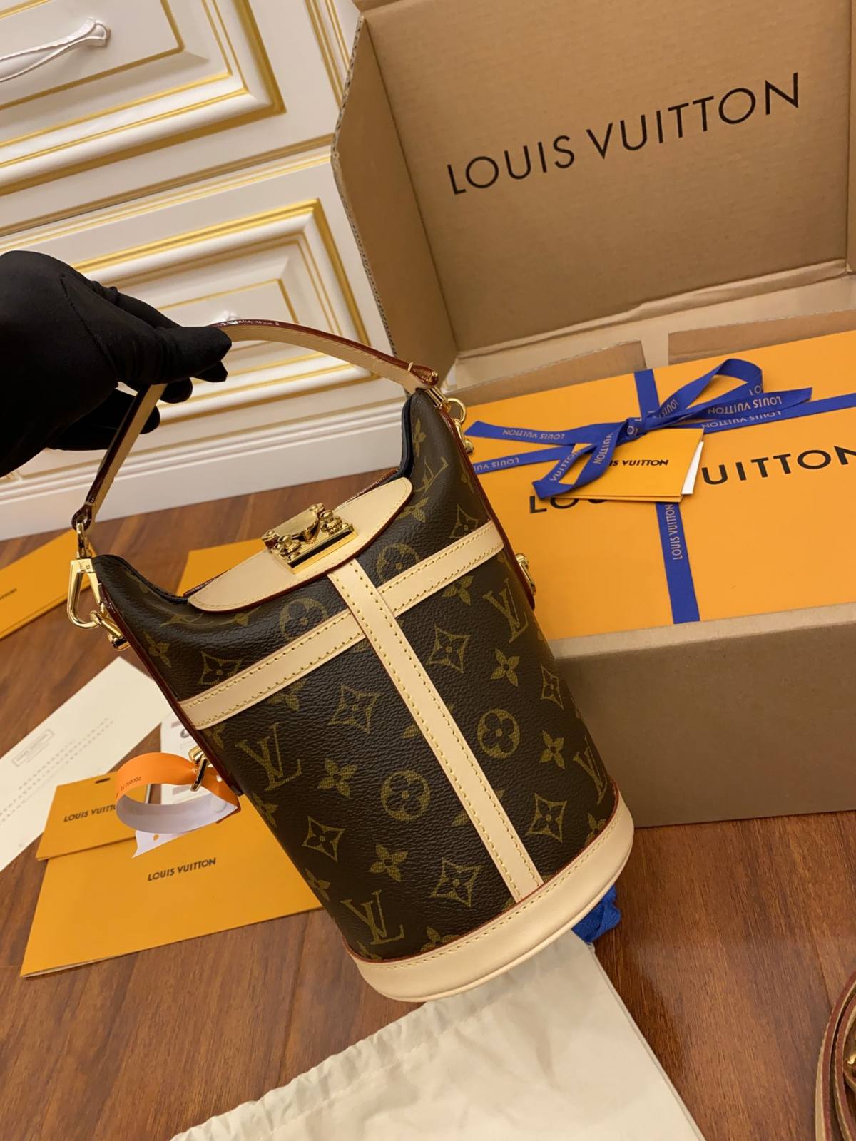 Ellebag’s Art of Replica: Louis Vuitton M43587 Duffle Bag by Nicolas Ghesquière-Najlepsza jakość fałszywych torebek Louis Vuitton Sklep internetowy, projektant repliki torebki ru