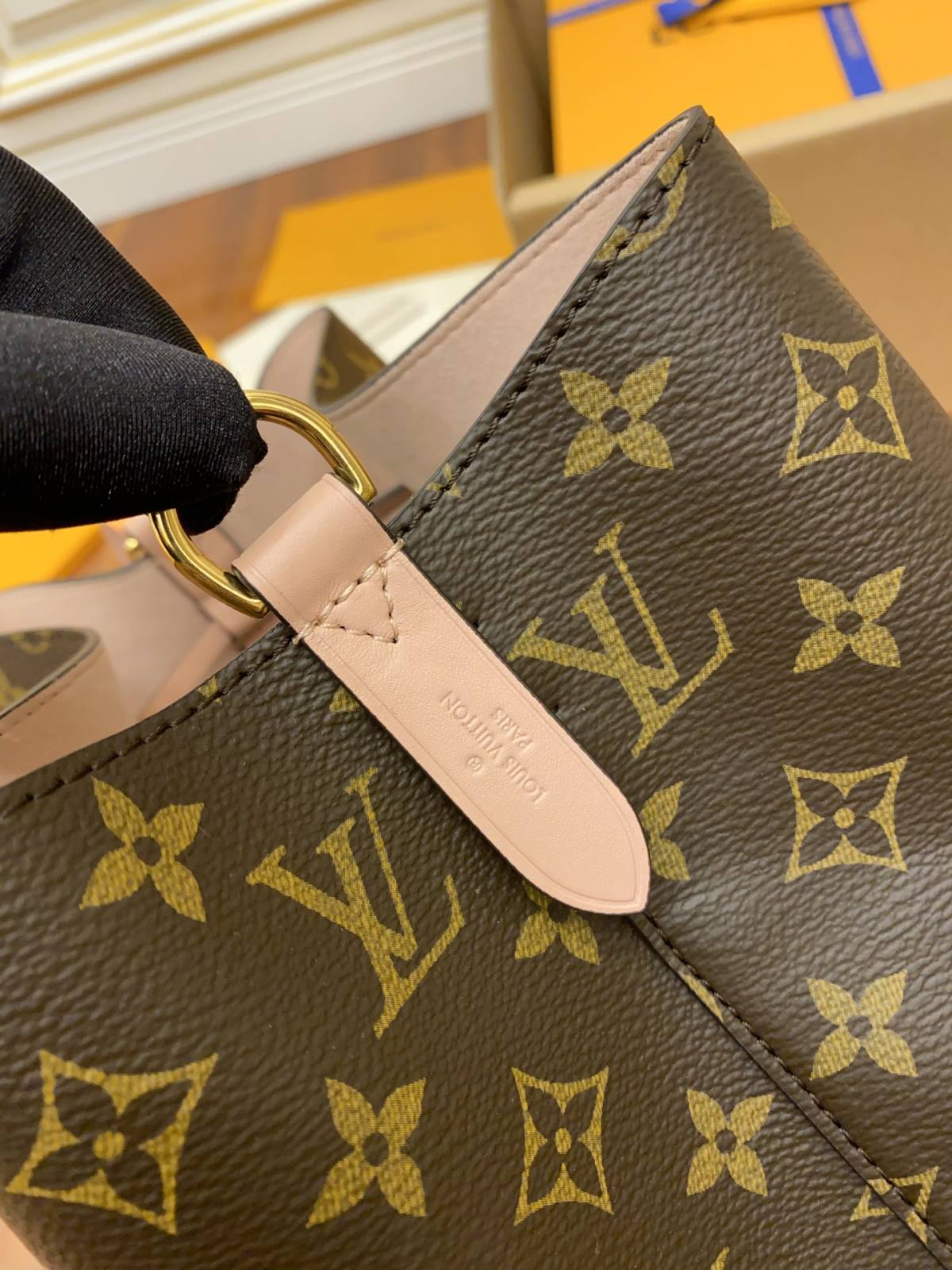 Ellebag Replica Precision: Louis Vuitton M44022 Cherry Blossom Pink Gaston-Louis NeoNoe Bucket Bag Monogram-Paras laatu väärennetty Louis Vuitton laukku verkkokauppa, replika suunnittelija laukku ru