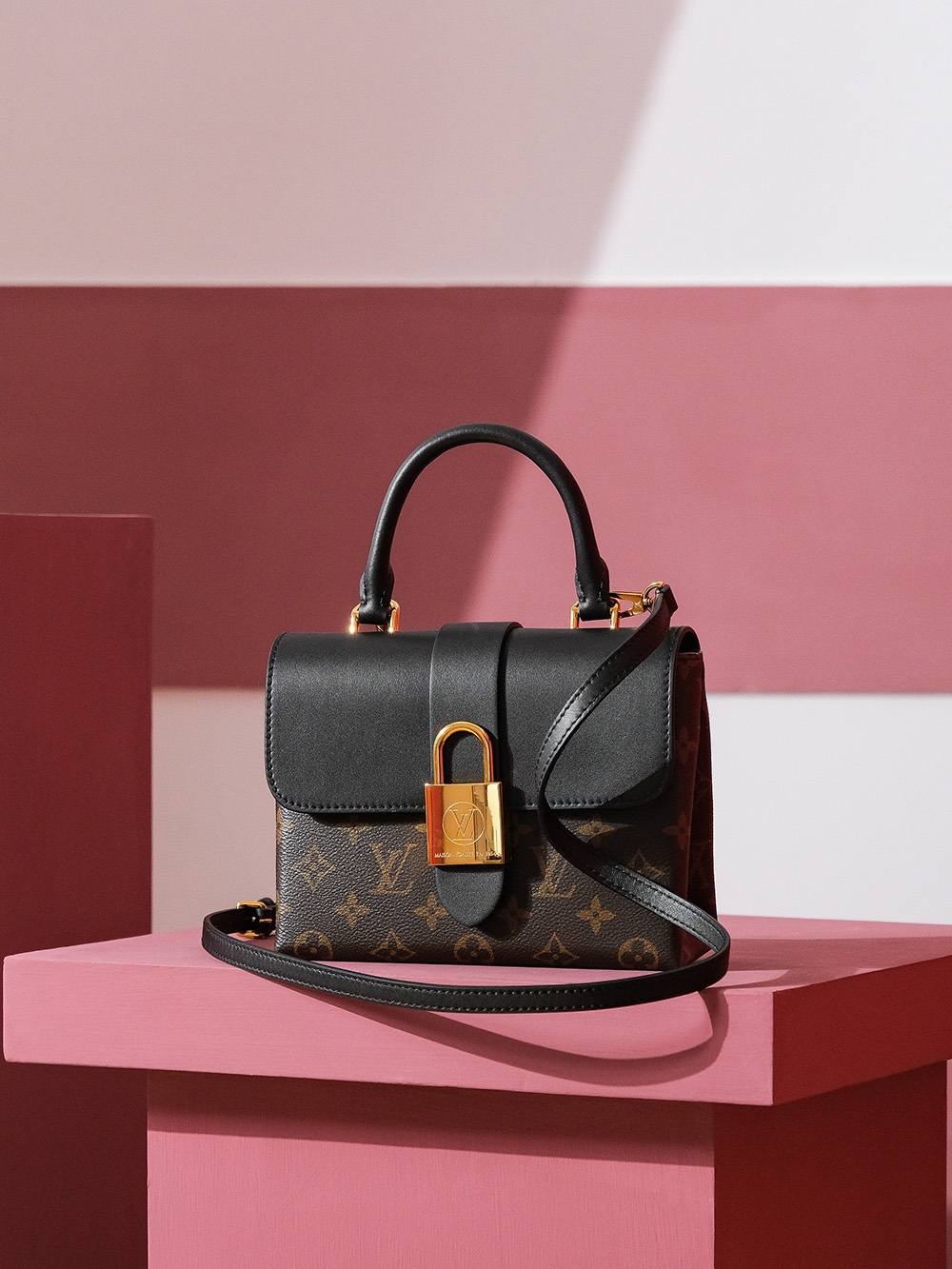 Ellebag’s Replica Excellence: Louis Vuitton LOCK BB Handbag (M44141) Black-Best Quality Fake Louis Vuitton Bag Online Store, Replica designer bag ru