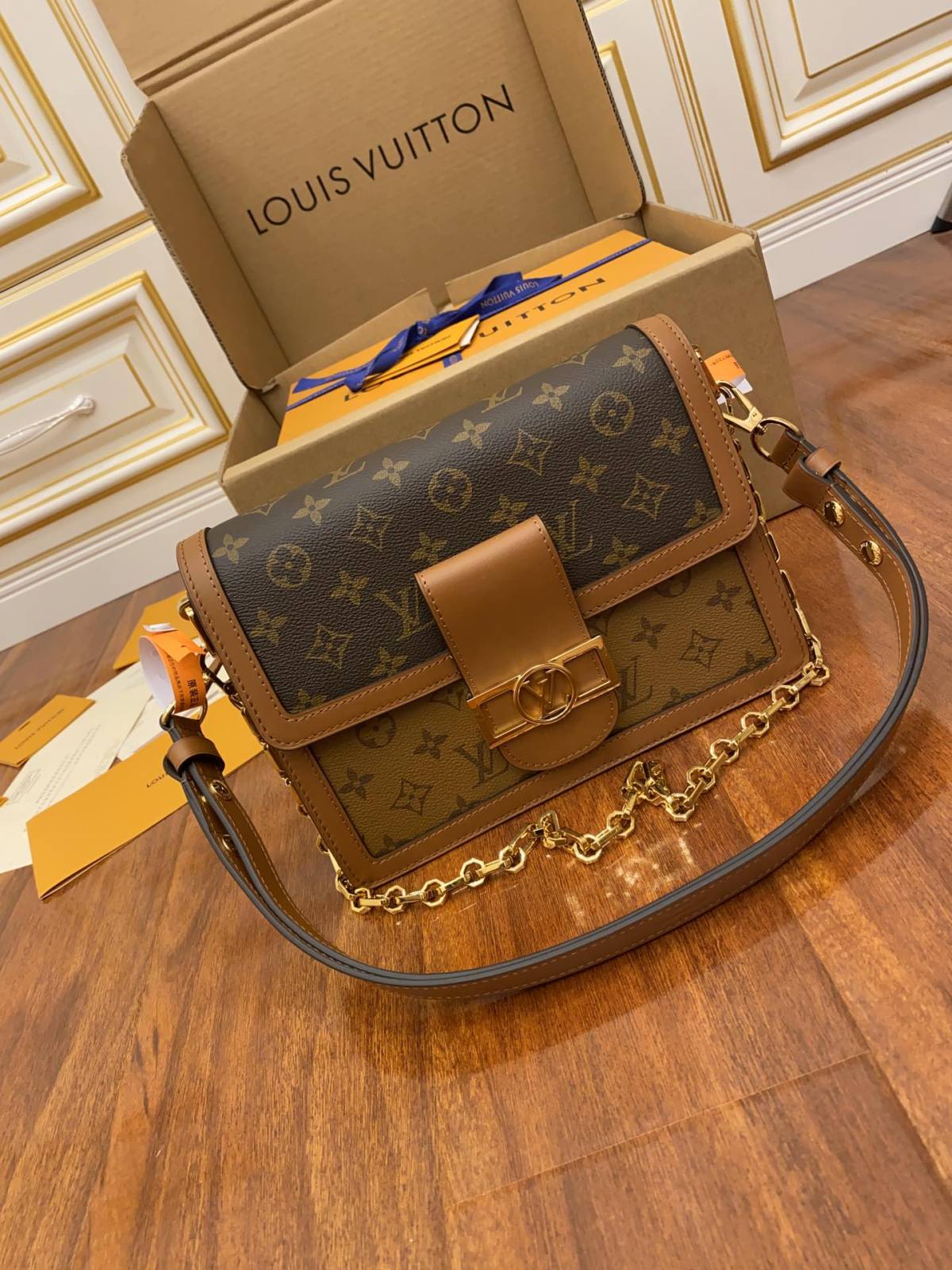 Ellebag’s Replica Mastery: Louis Vuitton DAUPHINE Handbag (M44391) Medium Size-Best Quality Fake Louis Vuitton Bag Online Store, Replica designer bag ru