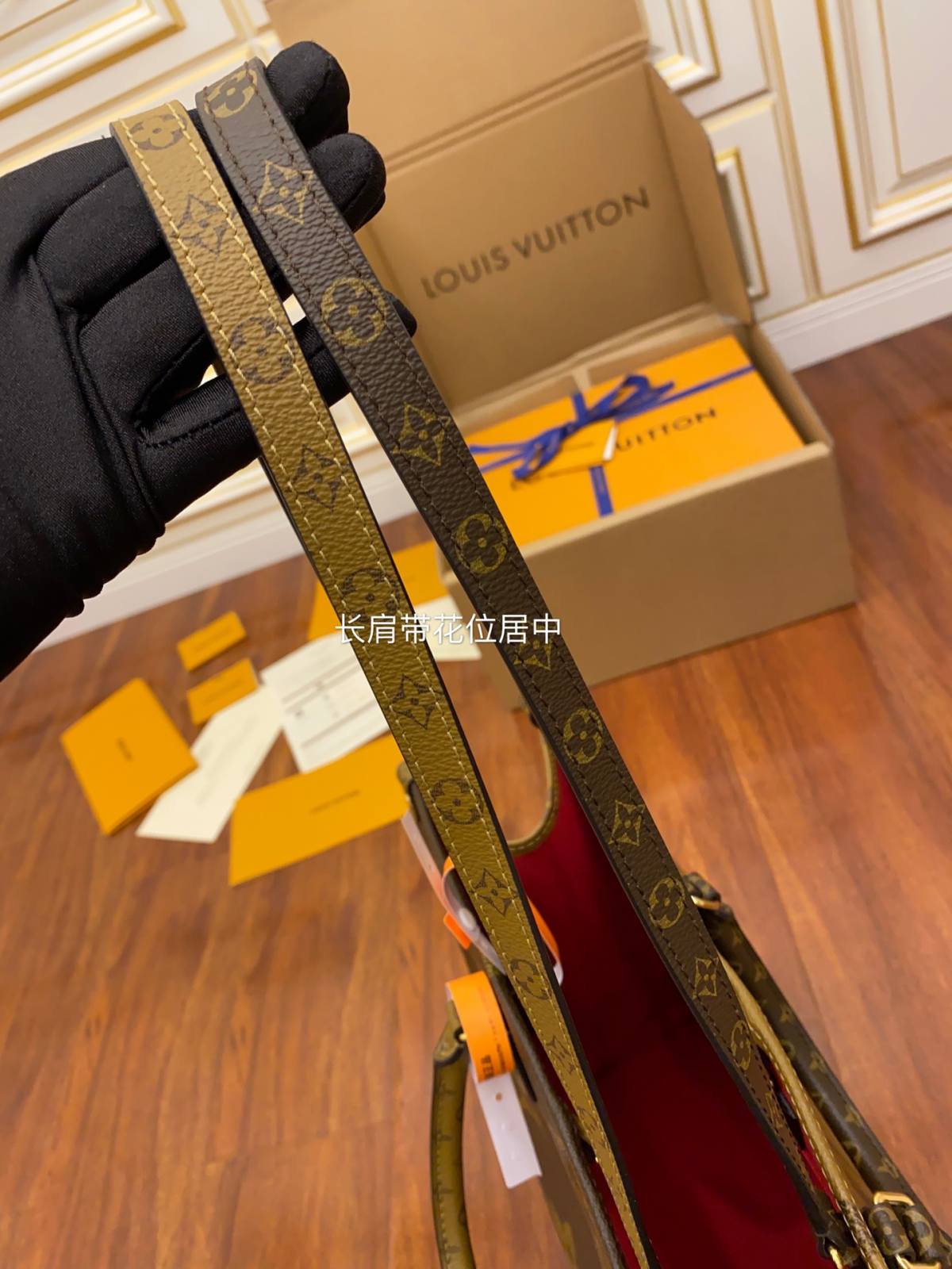 Ellebag’s Replica Precision: Louis Vuitton M44576 Monogram Long Shoulder Strap for Onthego Handbag-Labākās kvalitātes viltotās Louis Vuitton somas tiešsaistes veikals, dizaineru somas kopija ru