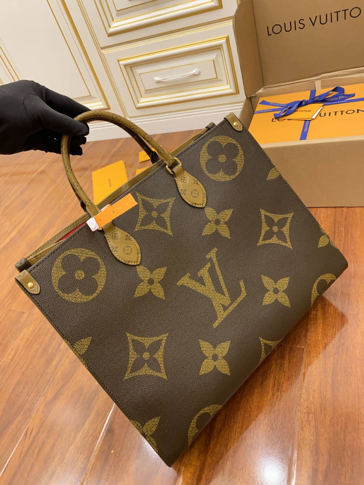 Ellebag’s Replica Precision: Louis Vuitton M44576 Monogram Long Shoulder Strap for Onthego Handbag-Botiga en línia de bosses falses de Louis Vuitton de millor qualitat, rèplica de bosses de disseny ru