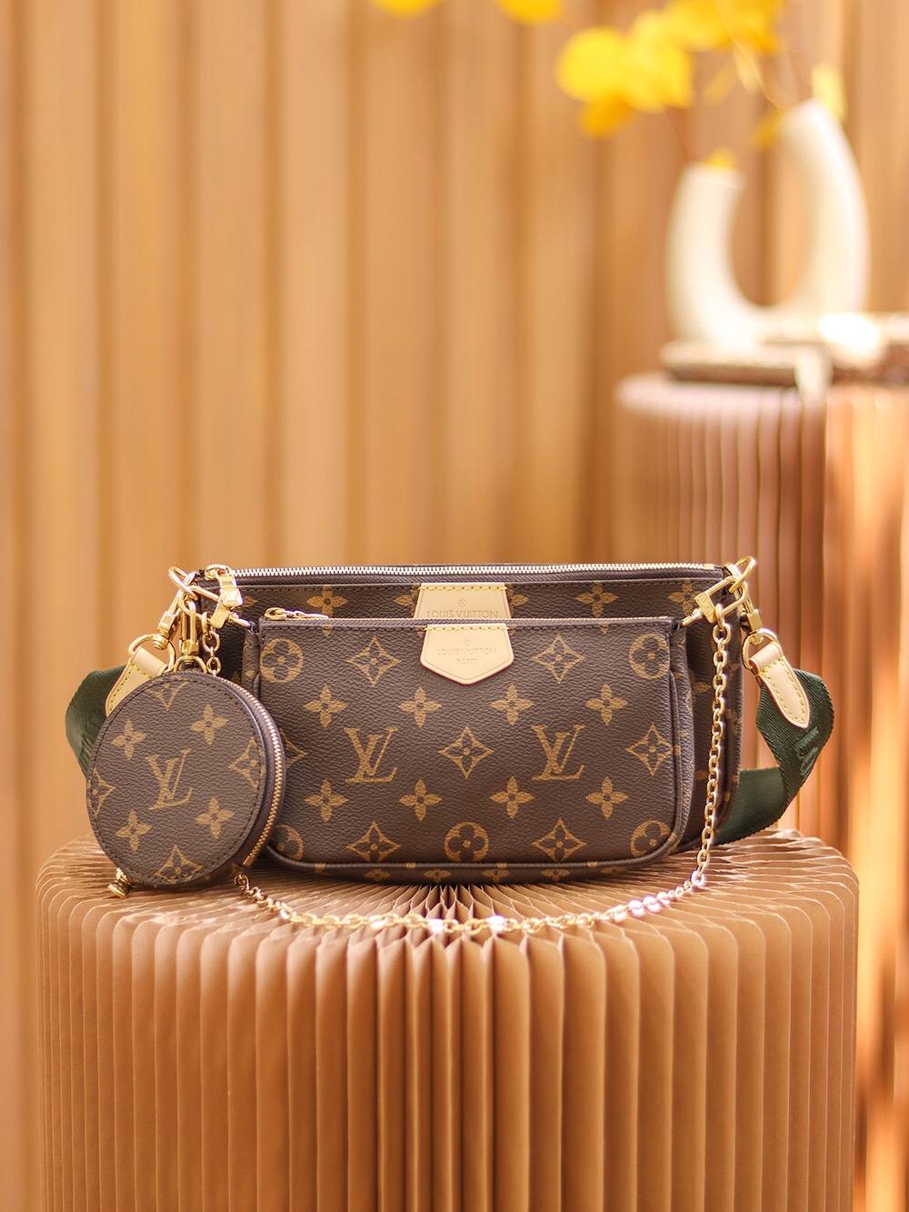 Ellebag’s Replica Expertise: Louis Vuitton MULTI POCHETTE ACCESSORIES Handbag (M44813) Green-Best Quality adịgboroja Louis vuitton akpa Online Store, oyiri mmebe akpa ru