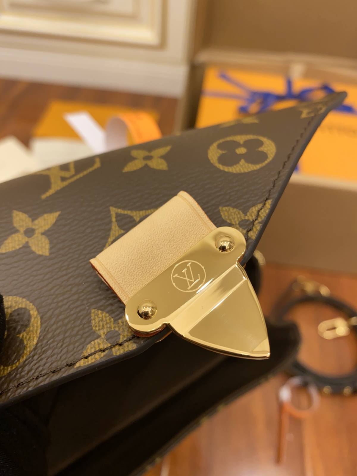 Ellebag’s Replica Expertise: Louis Vuitton M44875 Monogram Messenger Bag POCHETTE MÉTIS-Интернет-магазин поддельной сумки Louis Vuitton лучшего качества, копия дизайнерской сумки ru