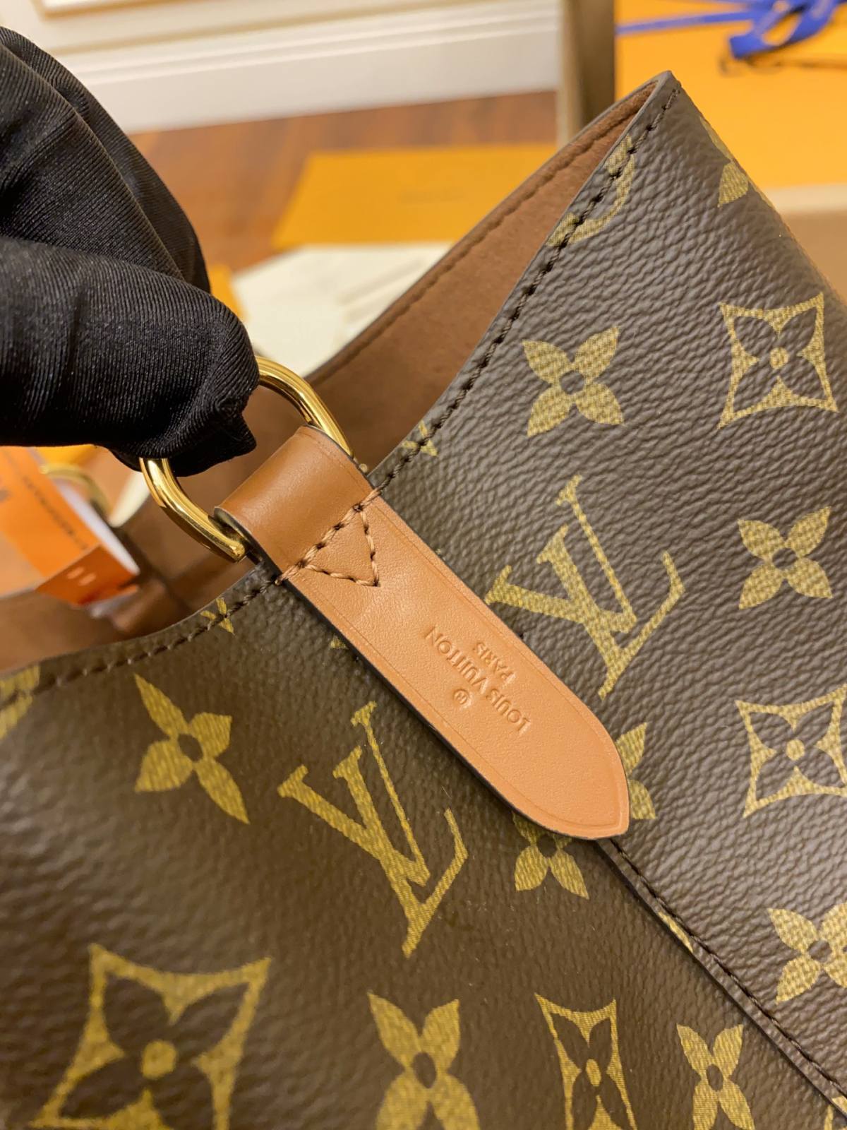 Ellebag’s Masterful Replica Craftsmanship: Louis Vuitton M44887 Caramel Gaston-Louis NeoNoe Bucket Bag Monogram-Botiga en línia de bosses falses de Louis Vuitton de millor qualitat, rèplica de bosses de disseny ru