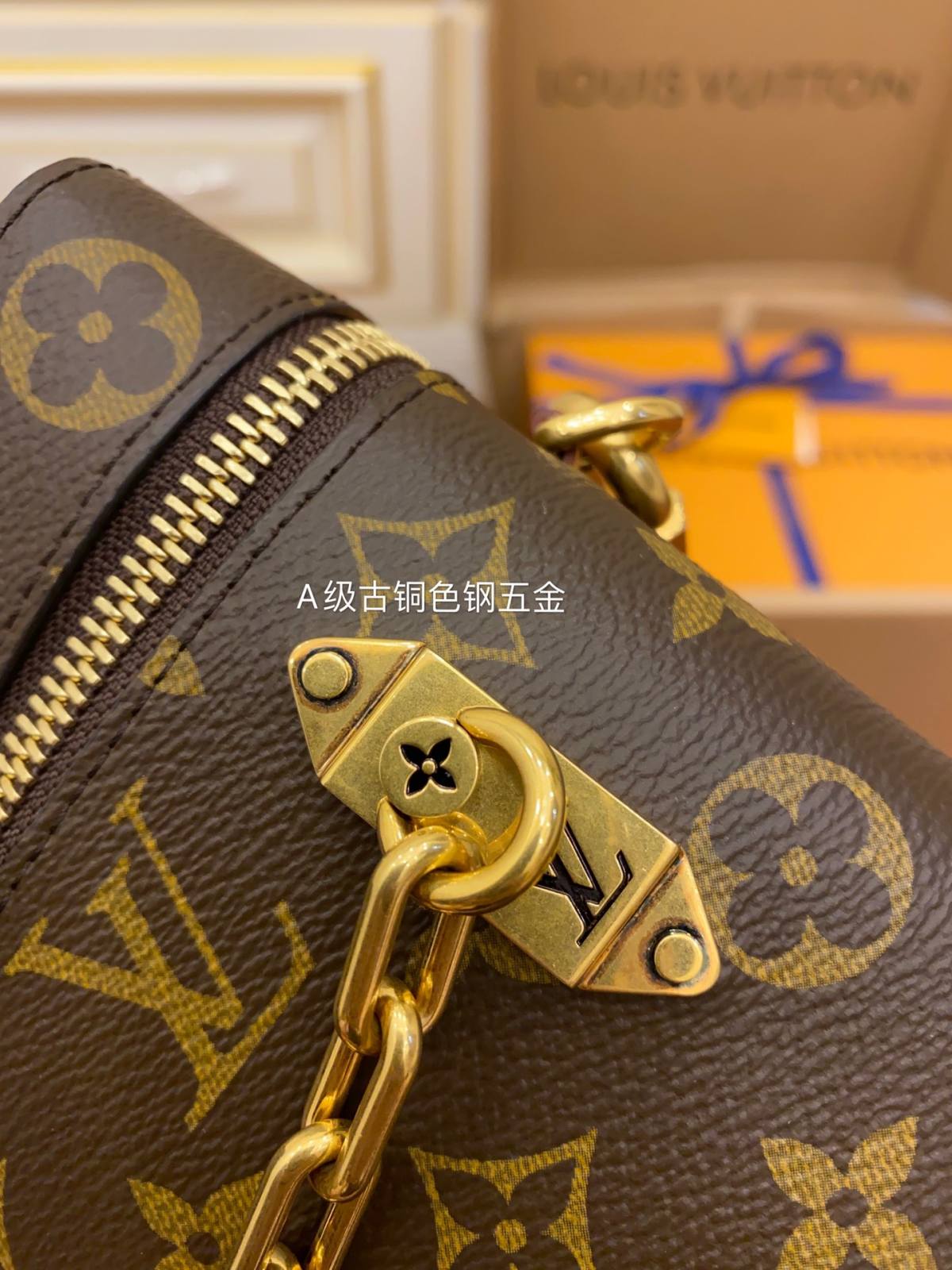 Ellebag’s Exquisite Replica of Louis Vuitton M44914 PHONE BOX Handbag-Kedai Dalam Talian Beg Louis Vuitton Palsu Kualiti Terbaik, Beg reka bentuk replika ru