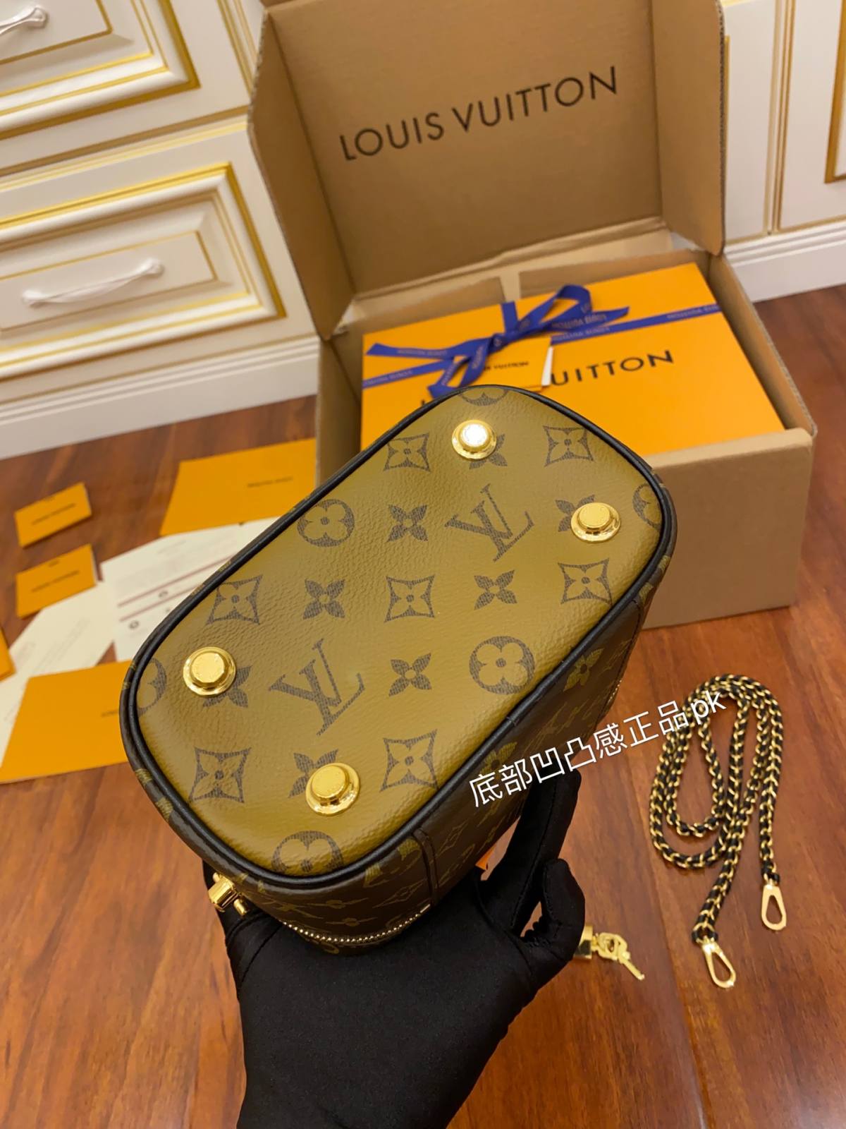 Ellebag’s Replica of Louis Vuitton VANITY Small Handbag (M45165)-最好的質量假路易威登包網上商店，複製設計師包 ru