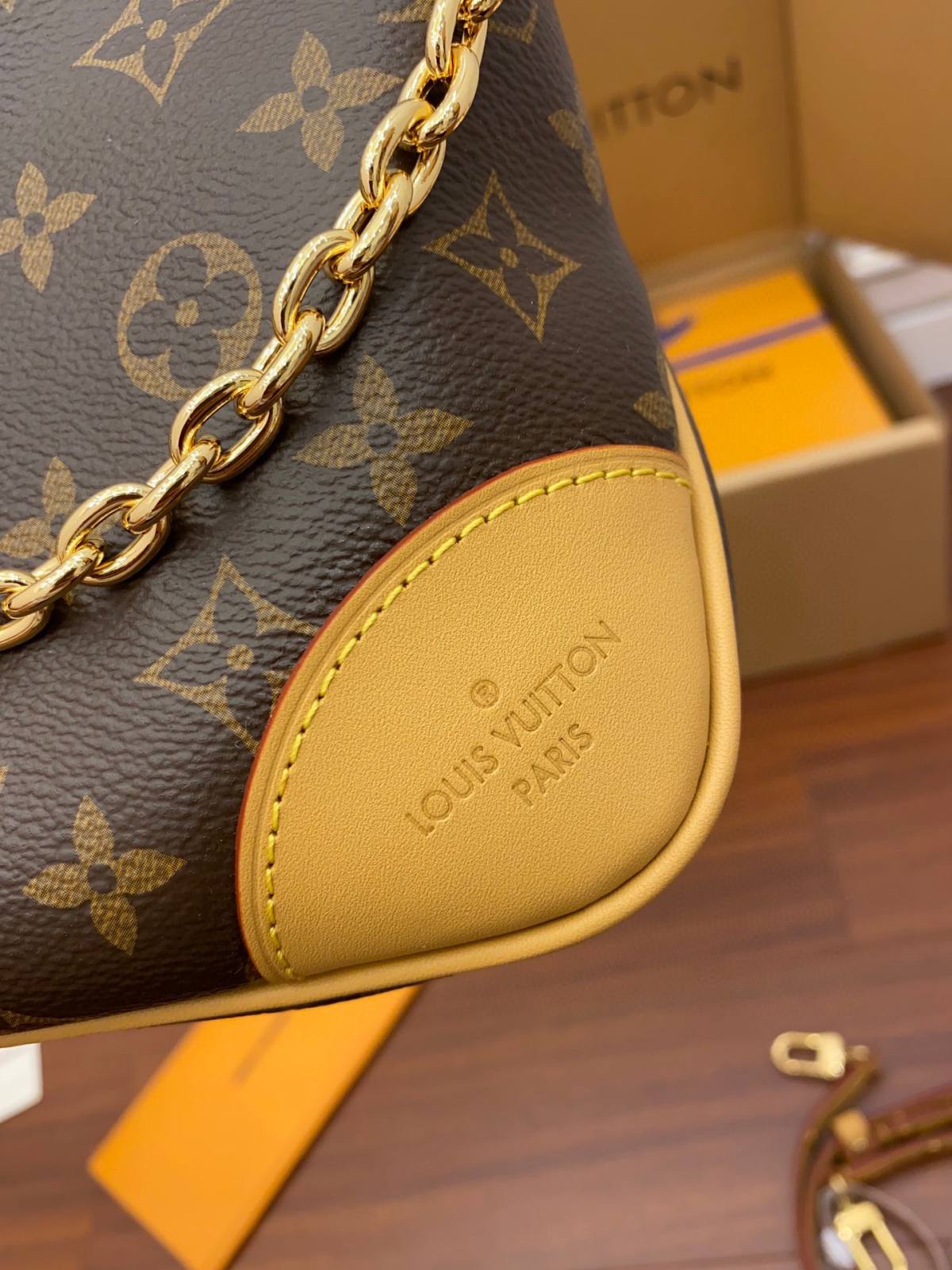 Ellebag’s Replica of Louis Vuitton BOULOGNE Handbag (M45832) in Monogram-Best Quality Fake Louis Vuitton Bag Online Store, Replica designer bag ru