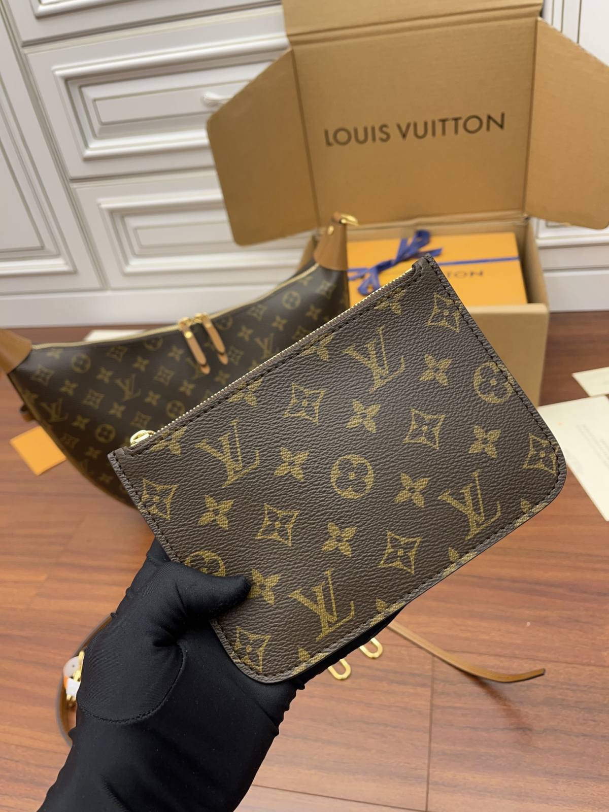 Ellebag’s Masterful Replication: Louis Vuitton MATEL Fashion Show Moon Mother Bag (M46311)-Best Quality Replica designer Bag factory in China