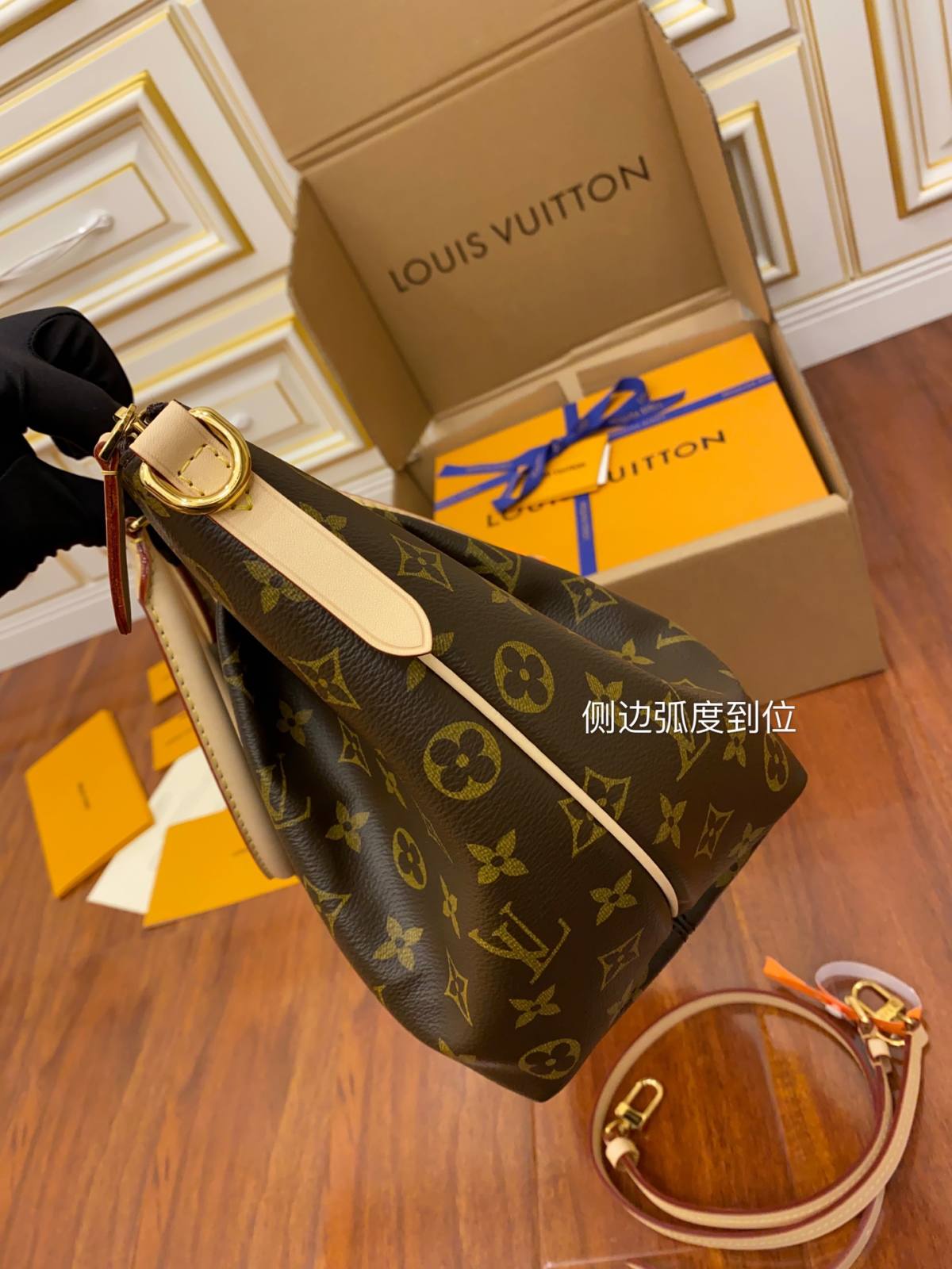 Ellebag’s Expert Replication: Louis Vuitton M48814 TURENNE Medium Handbag-ʻOi aku ka maikaʻi o ka ʻeke Louis Vuitton ʻeke hoʻopunipuni ma ka hale kūʻai pūnaewele, ʻeke hoʻolālā kope ru