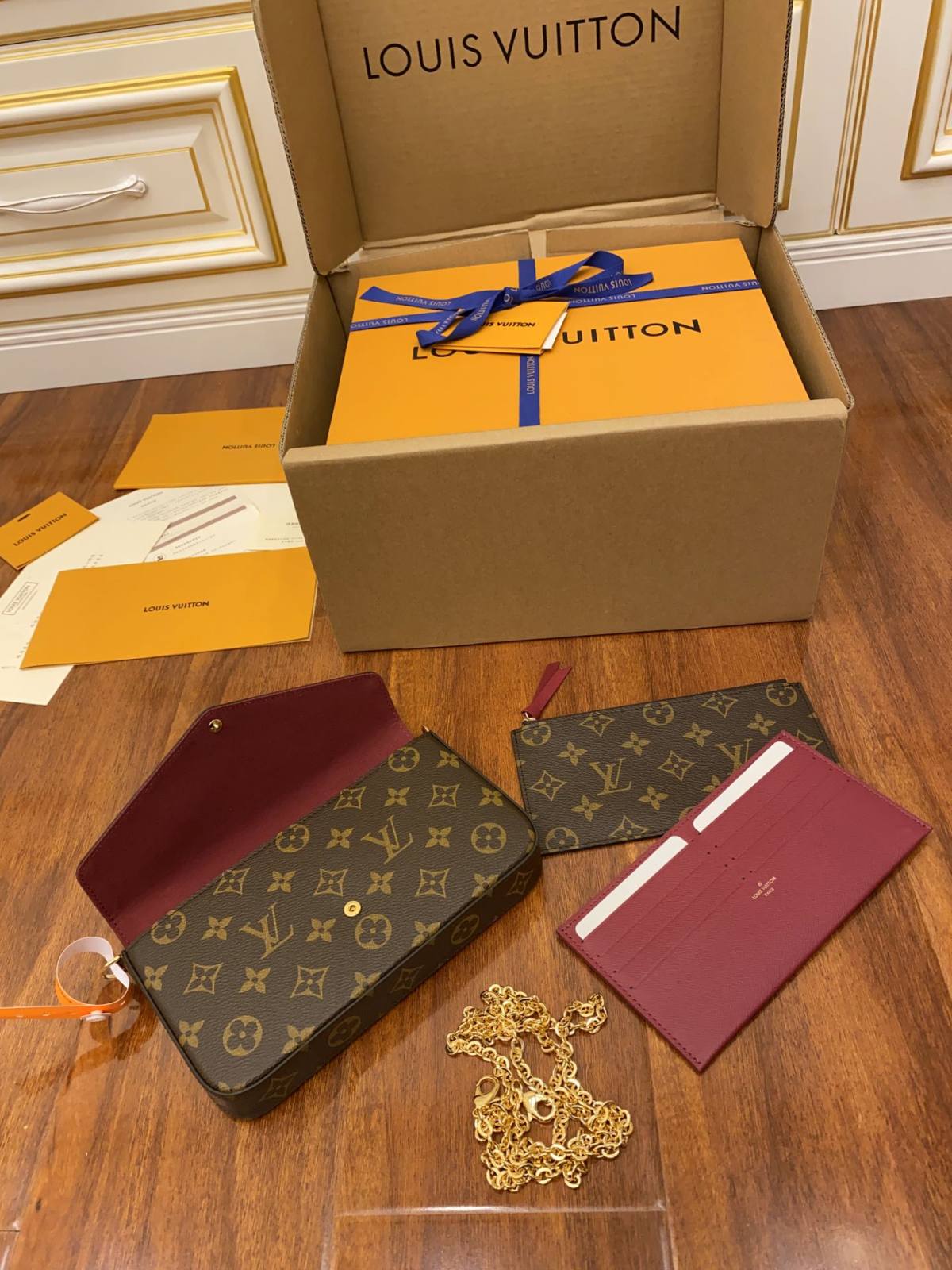 Ellebag’s Replication Mastery: Louis Vuitton Pochette FÉLICIE Handbag (M61276/M81896)-Loja online de bolsa Louis Vuitton falsa de melhor qualidade, bolsa de designer de réplica ru