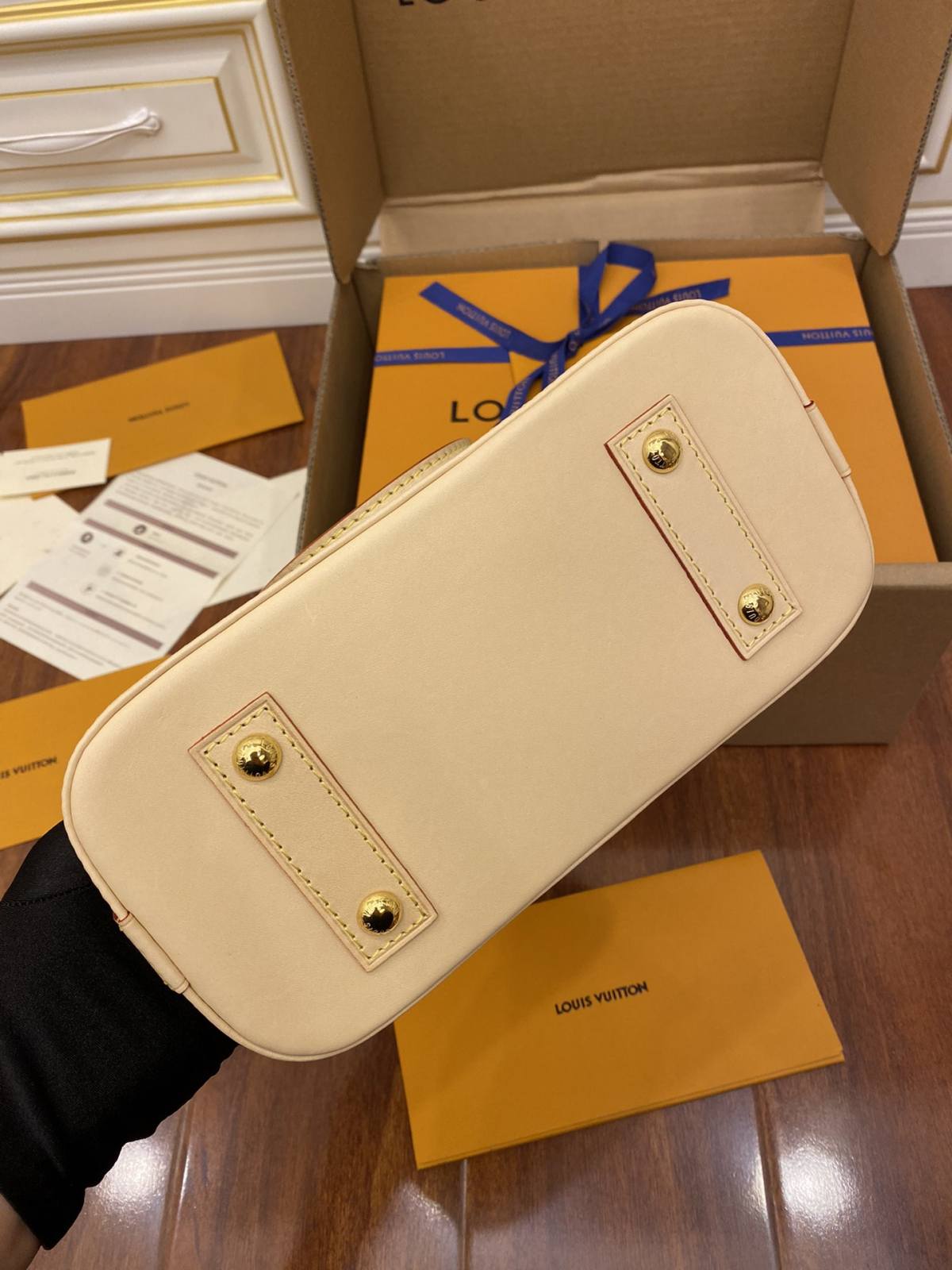 Ellebag’s Expert Replication: Louis Vuitton M53152 Monogram Woven Double Shoulder Strap Alma BB Handbag-Best Quality Replica designer Bag factory in China