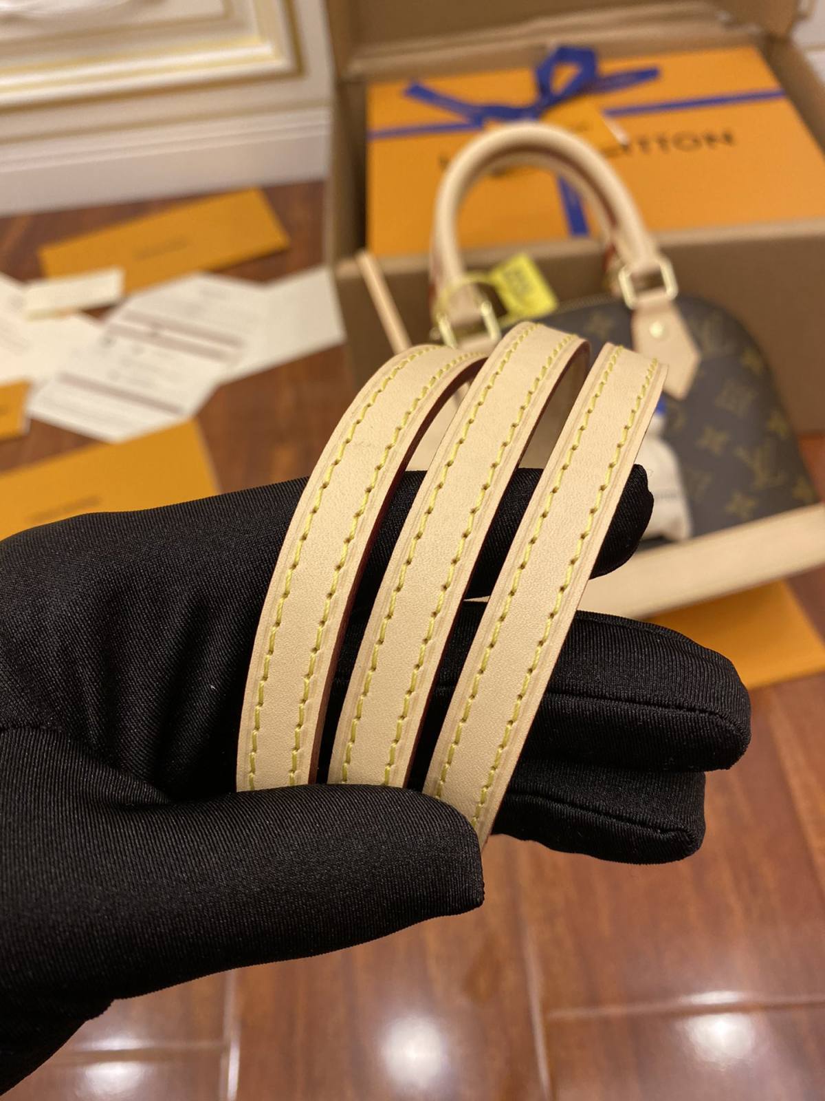 Ellebag’s Expert Replication: Louis Vuitton M53152 Monogram Woven Double Shoulder Strap Alma BB Handbag-בעסטער קוואַליטעט שווינדל לוי ווויטטאָן באַג אָנליין קראָם, רעפּליקע דיזיינער זעקל רו