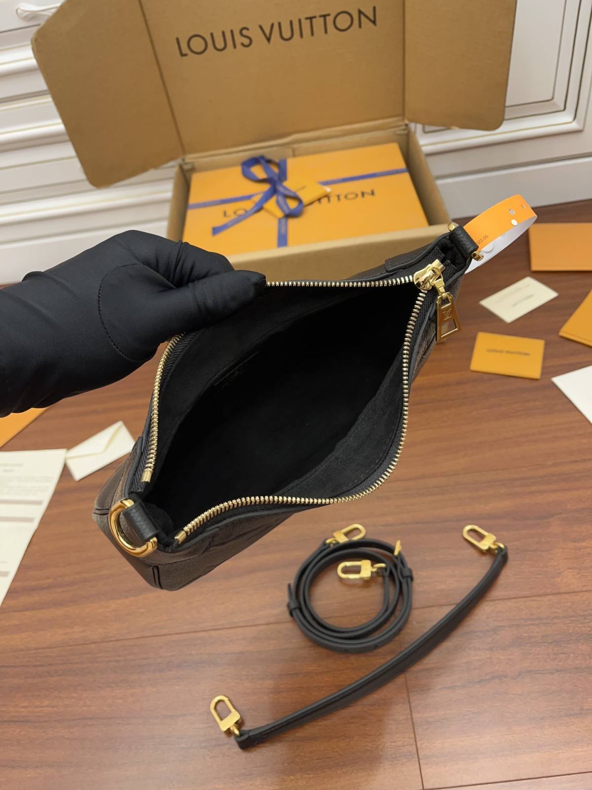 Ellebag’s Expert Replication: Louis Vuitton BAGATELLE Handbag (M46002) Black-Botiga en línia de bosses falses de Louis Vuitton de millor qualitat, rèplica de bosses de disseny ru