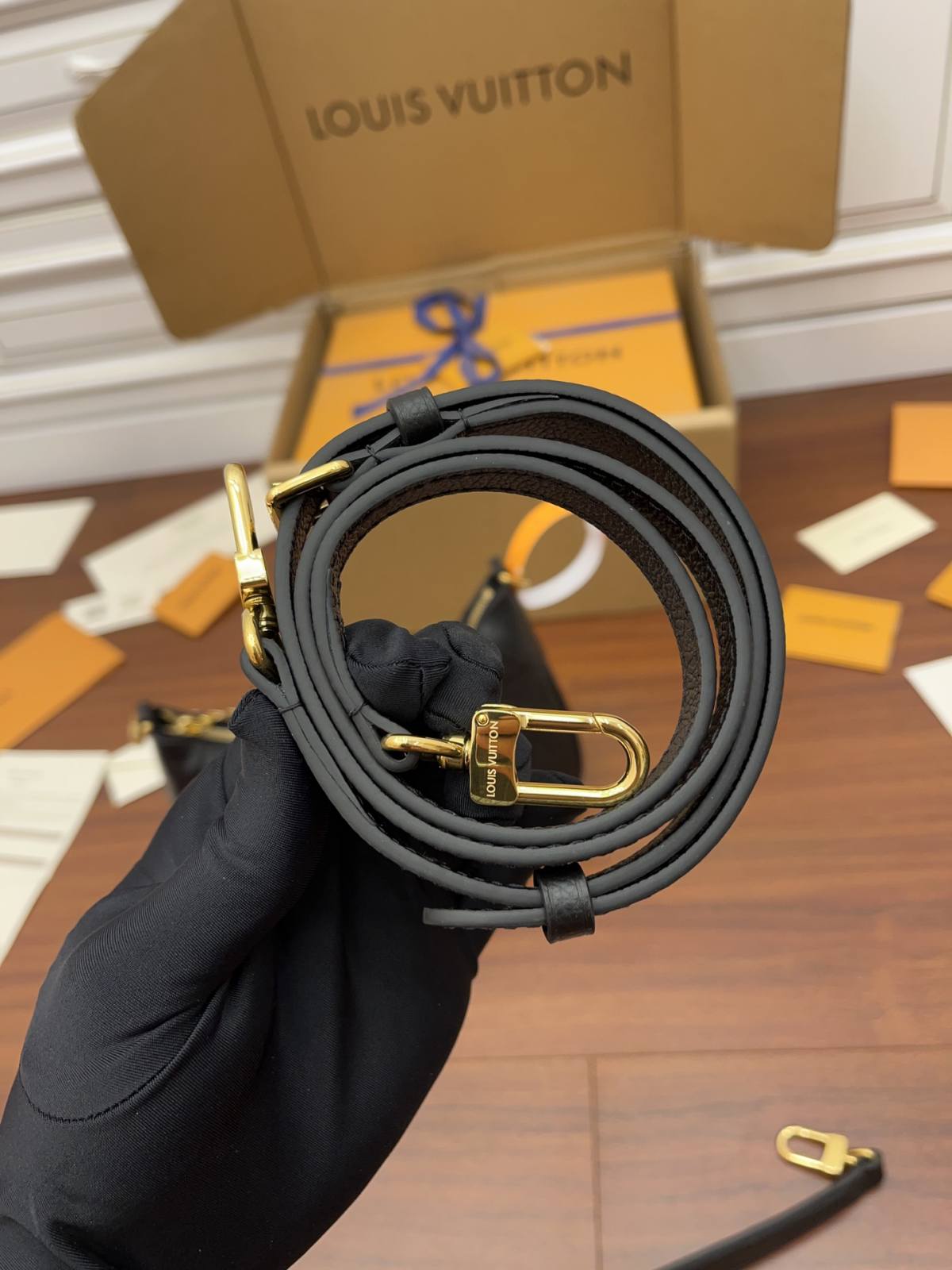 Ellebag’s Expert Replication: Louis Vuitton BAGATELLE Handbag (M46002) Black-Kedai Dalam Talian Beg Louis Vuitton Palsu Kualiti Terbaik, Beg reka bentuk replika ru