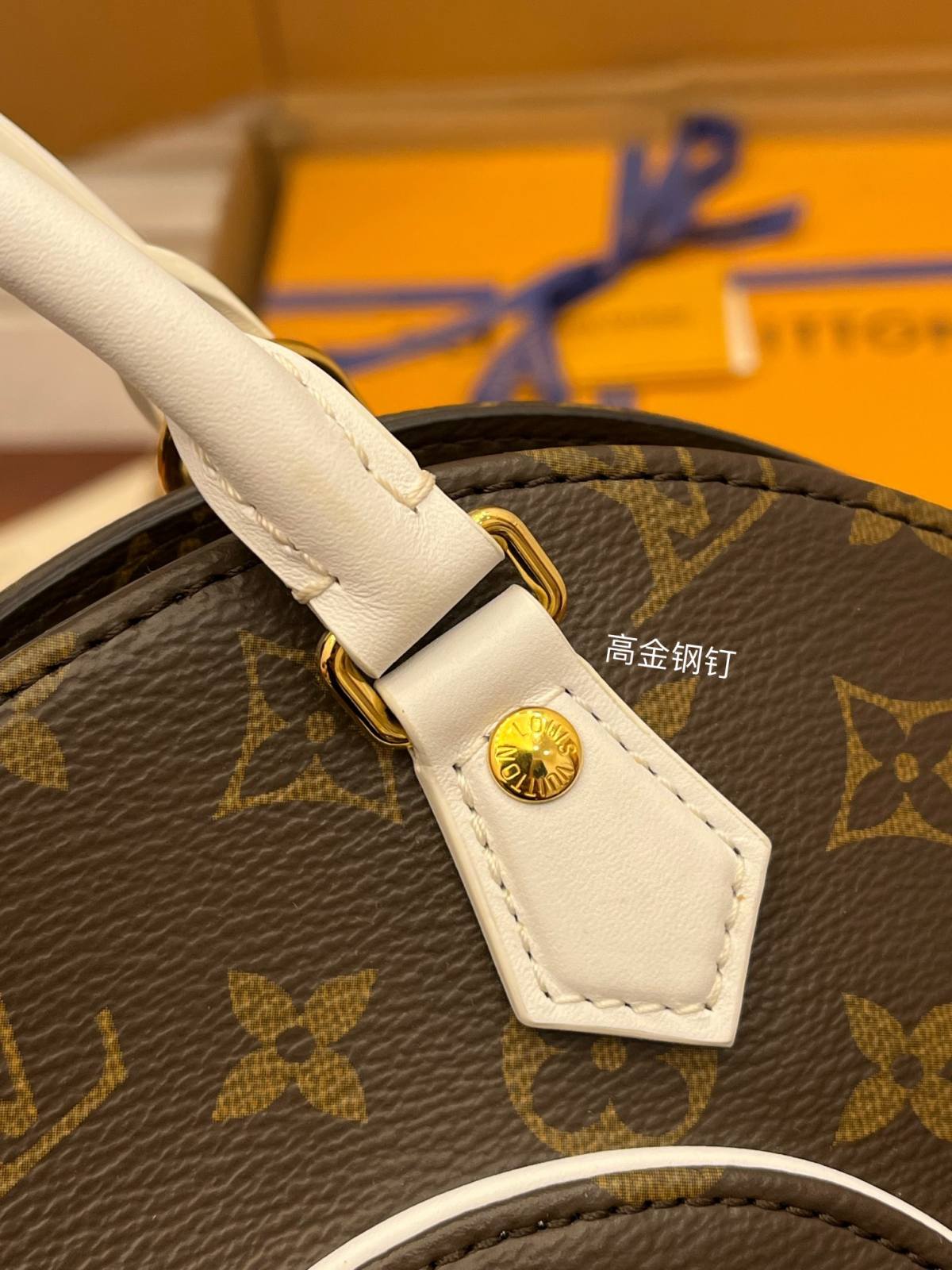 Ellebag’s Expert Replication: Louis Vuitton ELLIPSE BB Handbag (M20752) by Nicolas Ghesquière-Best Quality Fake Louis Vuitton Bag Online Store, Replica designer bag ru