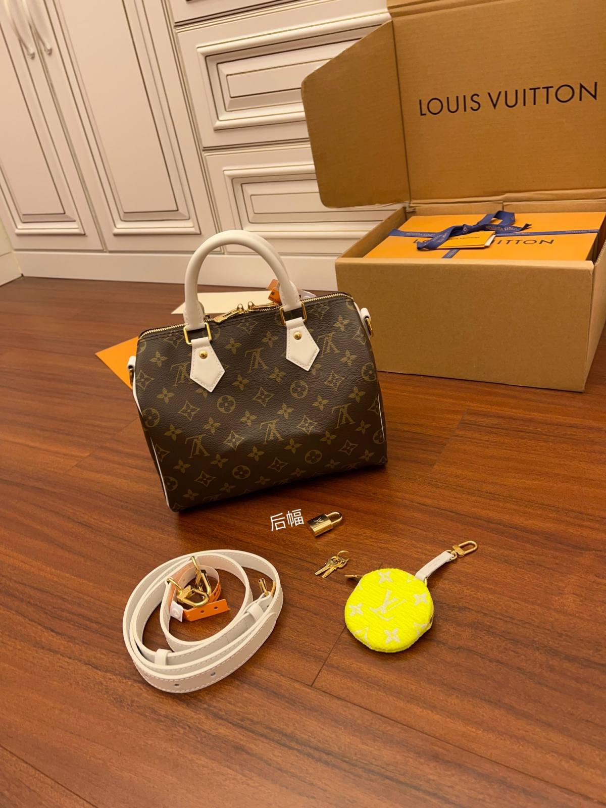 Ellebag’s Expert Replication: Louis Vuitton SPEEDY BANDOULIÈRE 25 Handbag (M20754)-Best Quality Fake Louis Vuitton Bag Online Store, Replica designer bag ru