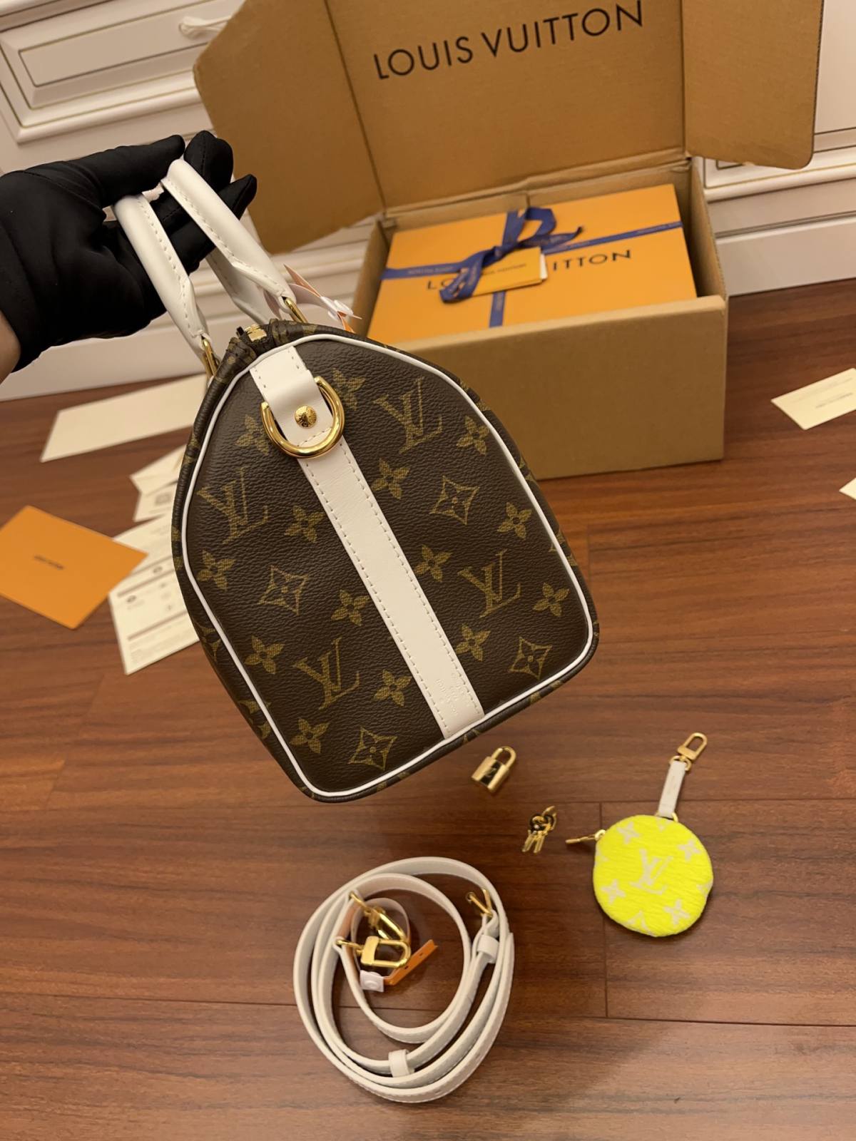 Ellebag’s Expert Replication: Louis Vuitton SPEEDY BANDOULIÈRE 25 Handbag (M20754)-Kedai Dalam Talian Beg Louis Vuitton Palsu Kualiti Terbaik, Beg reka bentuk replika ru