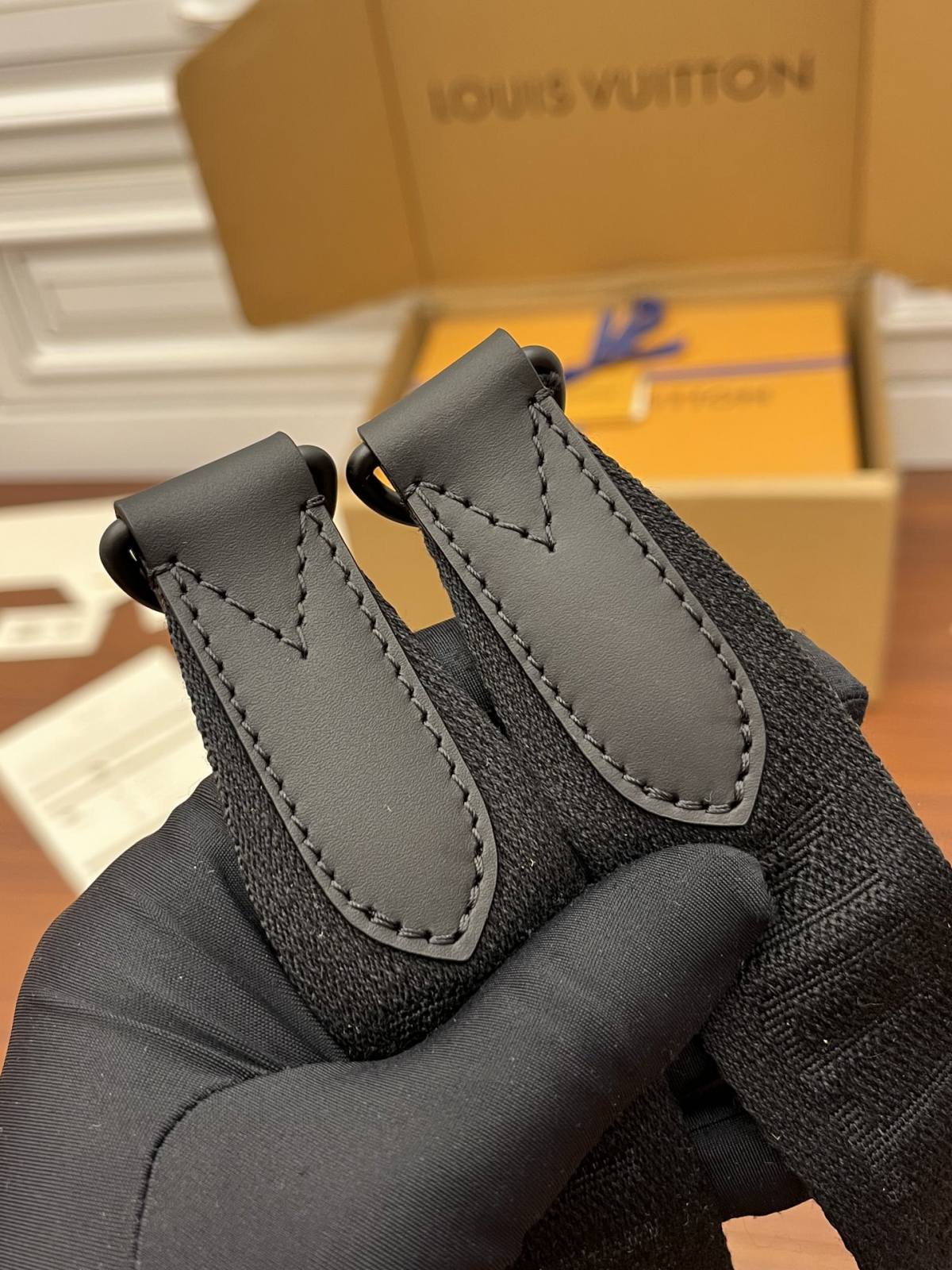 Ellebag’s Expert Replication: Louis Vuitton M20900 All Leather Keepall Mini Taurillon Monogram-Botiga en línia de bosses falses de Louis Vuitton de millor qualitat, rèplica de bosses de disseny ru