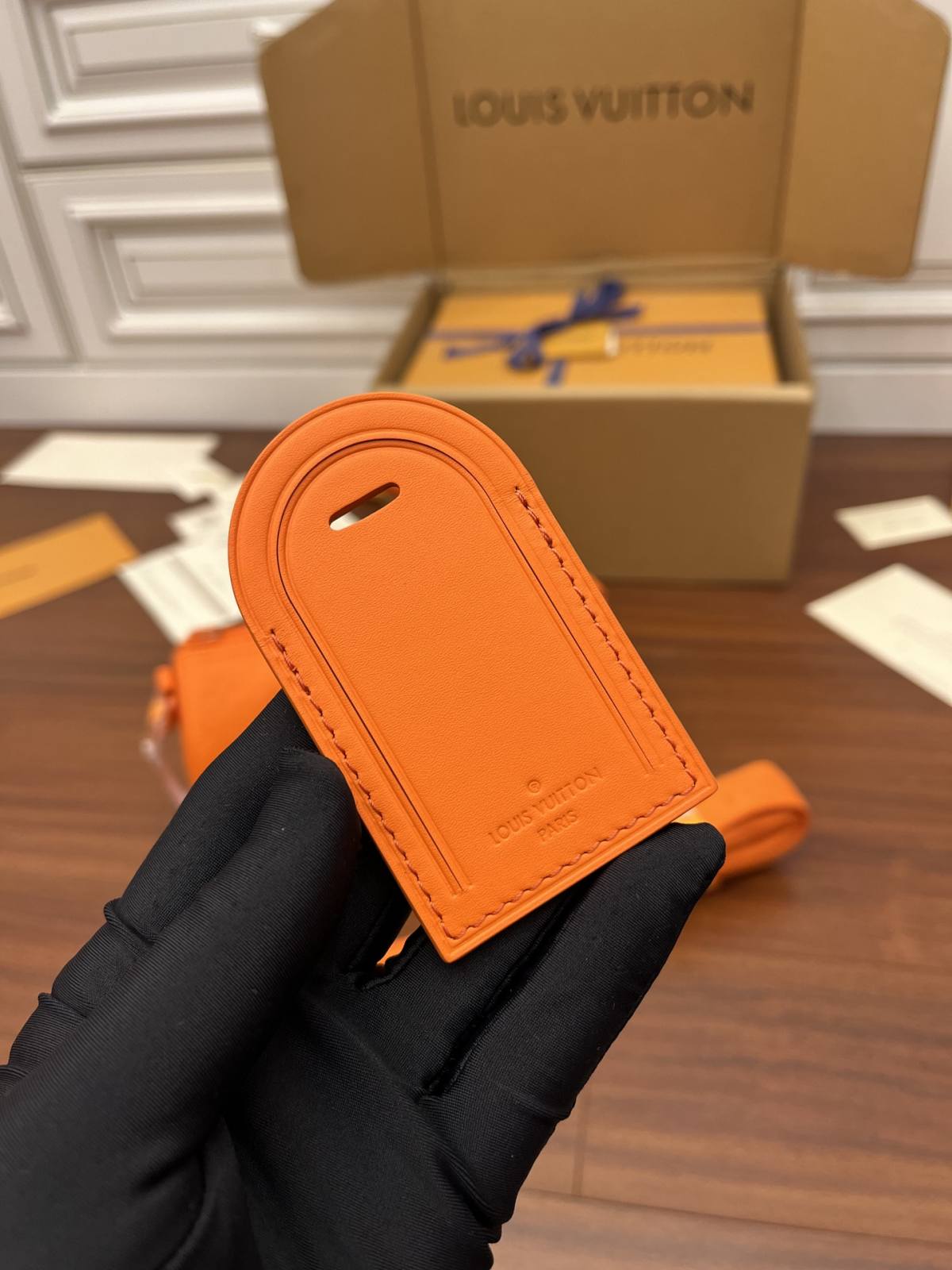 Ellebag’s Expert Replication: Louis Vuitton KEEPALL BANDOULIÈRE 25 Handbag (M20930) Orange-Шилдэг чанарын хуурамч Louis Vuitton цүнх онлайн дэлгүүр, Replica дизайнер цүнх ru