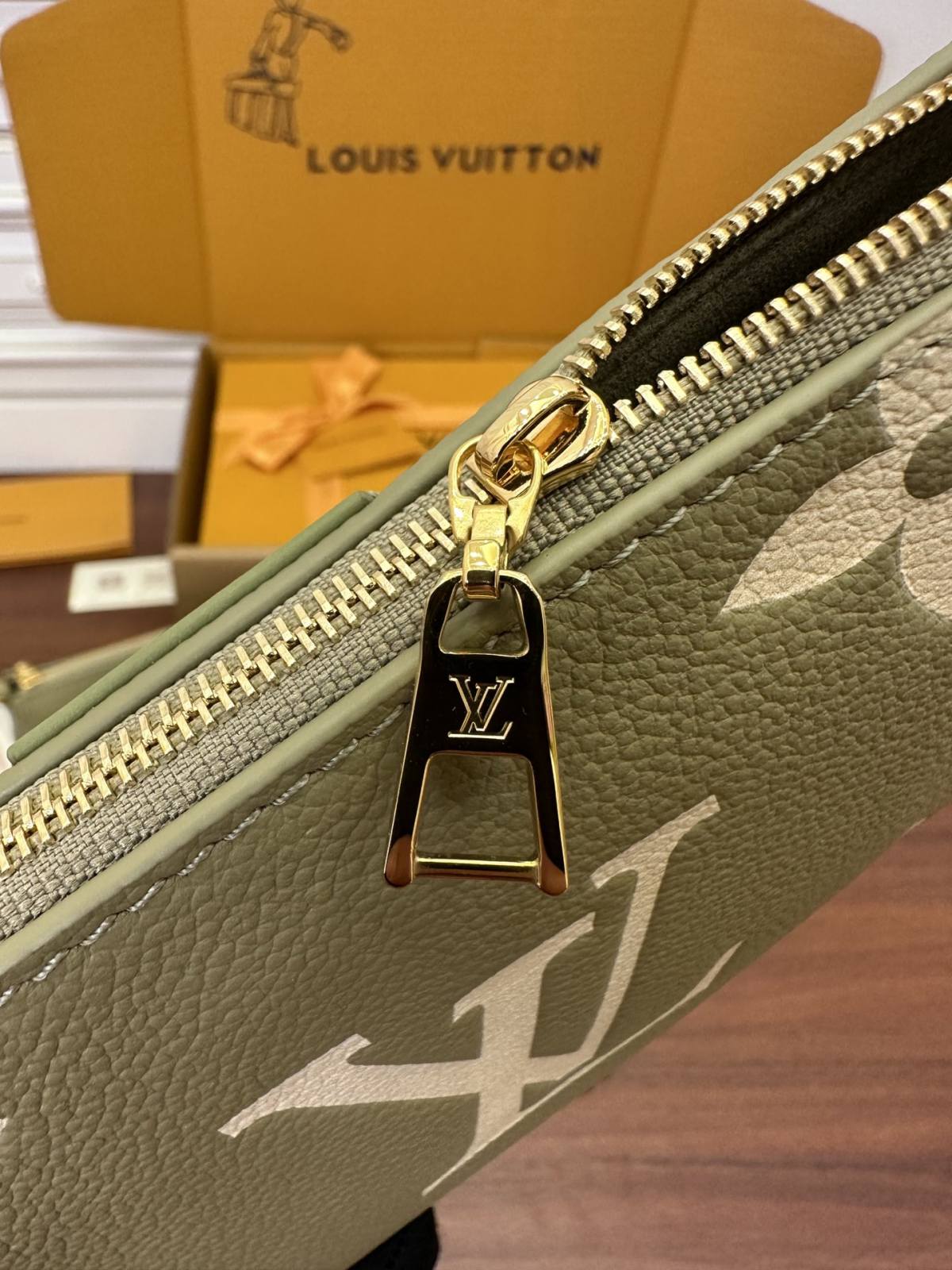 Ellebag’s Expert Replication: Louis Vuitton Multi Pochette Accessoires in Leather M22670 Light Green-उत्तम गुणवत्ता नकली लुई Vuitton बैग ऑनलाइन स्टोर, प्रतिकृति डिजाइनर बैग ru