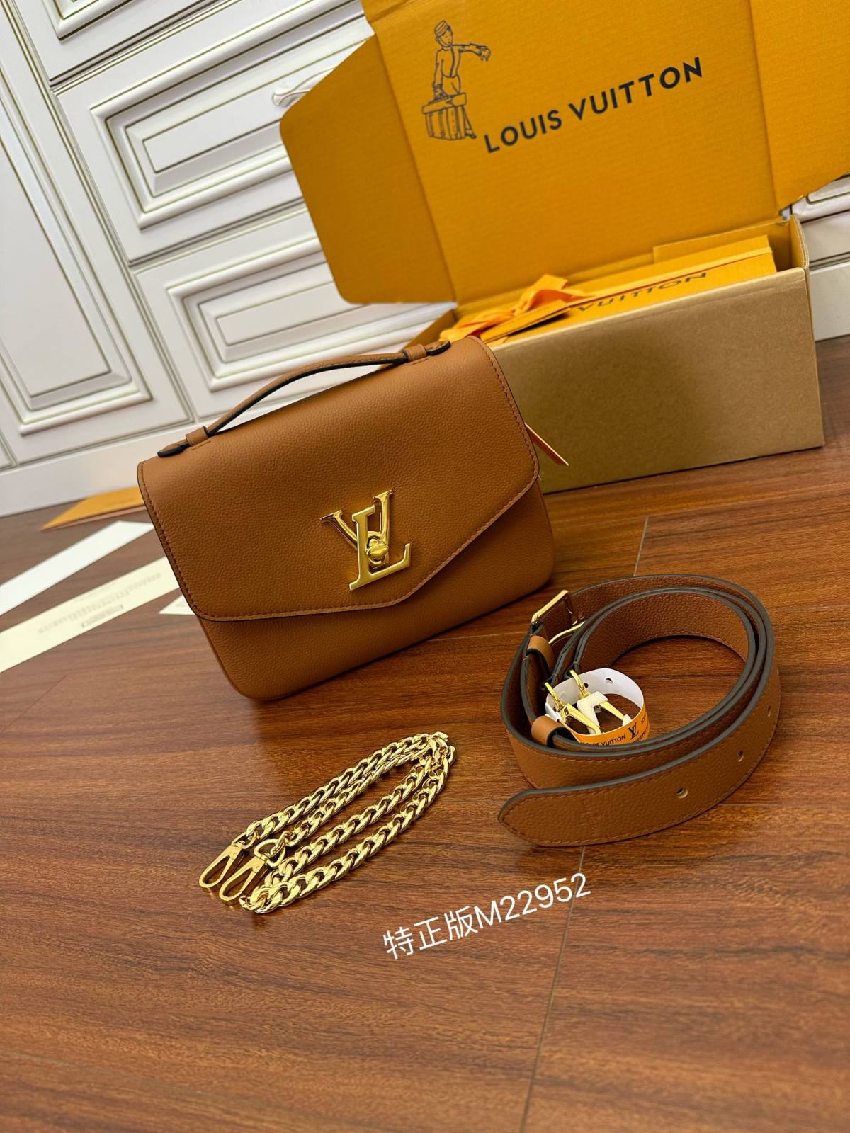 Ellebag’s Expert Replication: Louis Vuitton OXFORD Handbag (M22952) in Brown-Шилдэг чанарын хуурамч Louis Vuitton цүнх онлайн дэлгүүр, Replica дизайнер цүнх ru