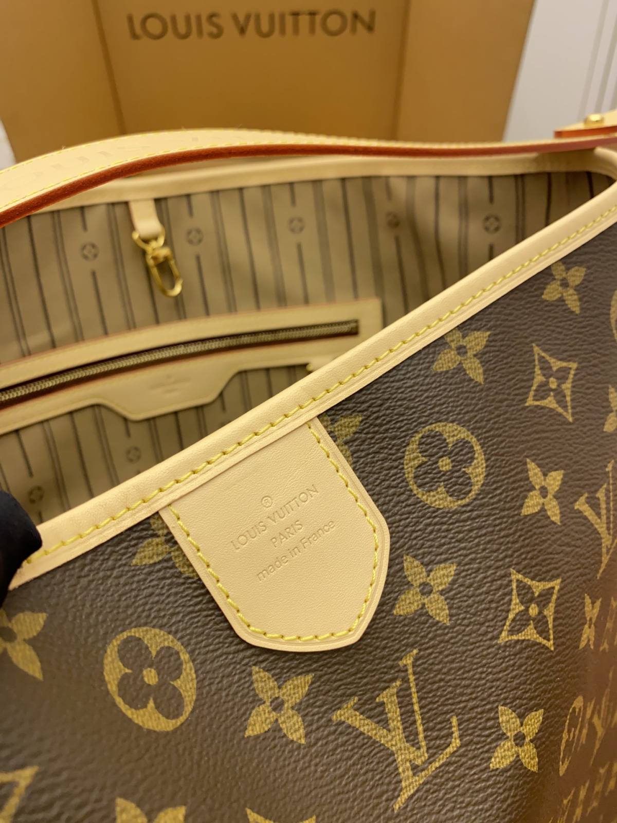 Ellebag’s Expert Replication: Louis Vuitton M40352 GRACEFUL Bag-Tulaga sili ona lelei Fake Louis Vuitton Bag Faleoloa i luga ole laiga, Replica designer bag ru