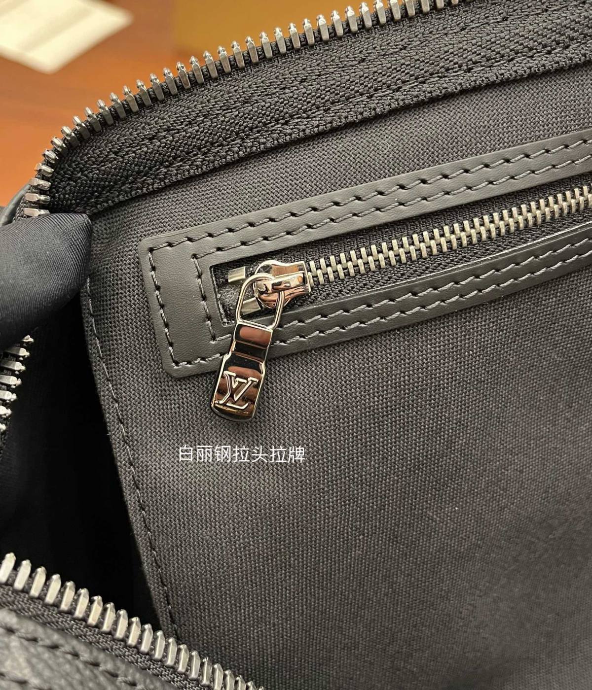 Ellebag’s Expert Replication: Louis Vuitton Keepall 45 Travel Bag (M40569)-Best Quality Replica designer Bag factory in China