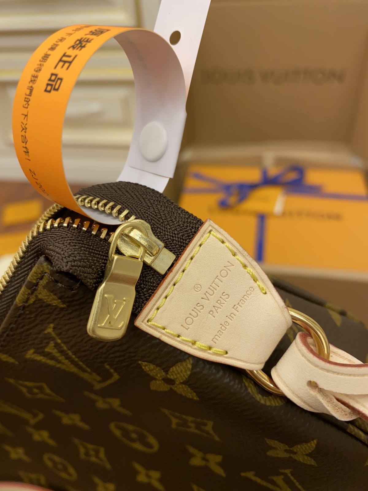 Ellebag’s Expert Replication: Louis Vuitton Pochette Accessoires in Monogram (M40712)-Bästa kvalitet Fake Louis Vuitton Bag Online Store, Replica designer bag ru