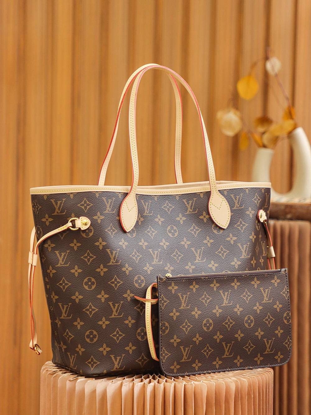 Ellebag’s Expert Replication: Louis Vuitton NEVERFULL Monogram/Beige Medium Handbag (M40995)-בעסטער קוואַליטעט שווינדל לוי ווויטטאָן באַג אָנליין קראָם, רעפּליקע דיזיינער זעקל רו