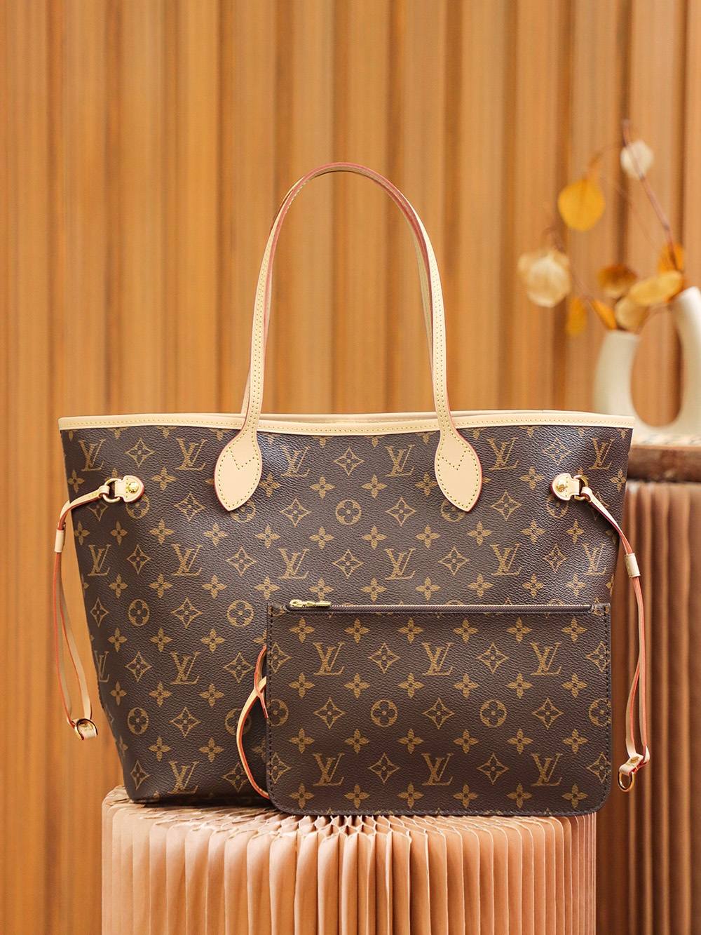 Ellebag’s Expert Replication: Louis Vuitton NEVERFULL Monogram/Beige Medium Handbag (M40995)-Labākās kvalitātes viltotās Louis Vuitton somas tiešsaistes veikals, dizaineru somas kopija ru