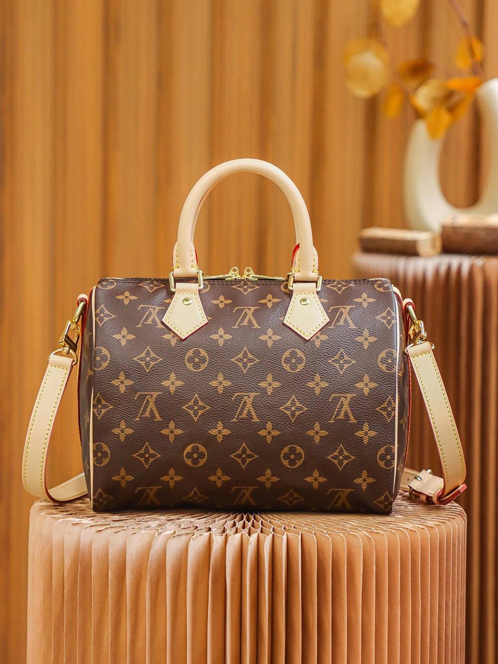 Ellebag’s Expert Replication: Louis Vuitton SPEEDY 25 Handbag with Shoulder Strap (M41113)-Best Quality adịgboroja Louis vuitton akpa Online Store, oyiri mmebe akpa ru