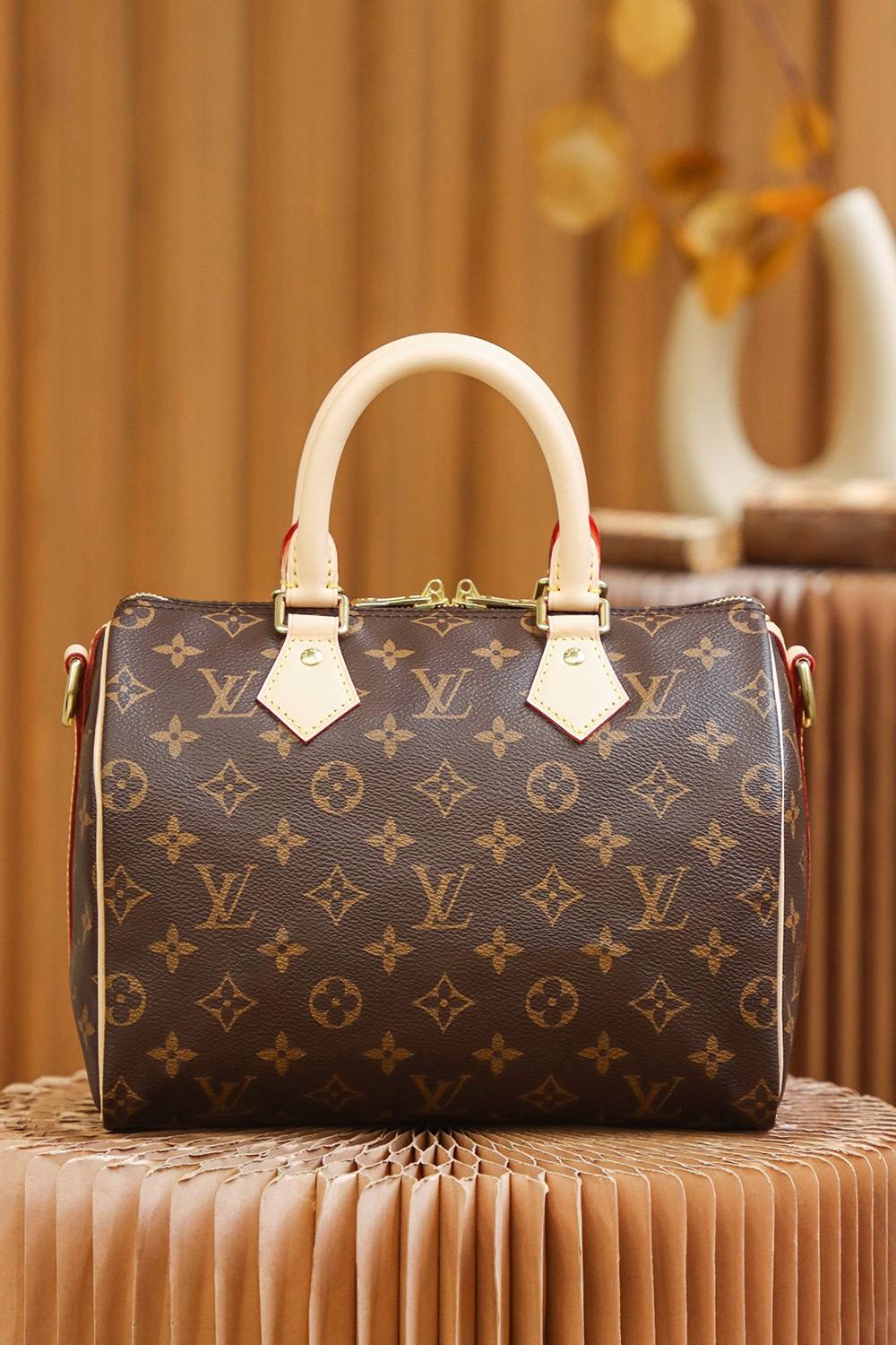 Ellebag’s Expert Replication: Louis Vuitton SPEEDY 25 Handbag with Shoulder Strap (M41113)-בעסטער קוואַליטעט שווינדל לוי ווויטטאָן באַג אָנליין קראָם, רעפּליקע דיזיינער זעקל רו