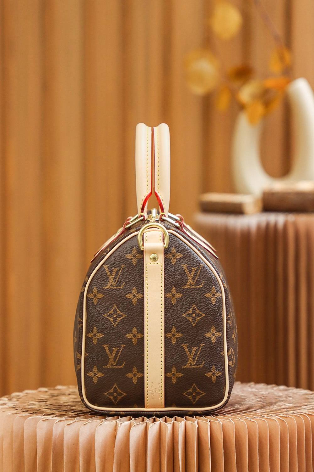 Ellebag’s Expert Replication: Louis Vuitton SPEEDY 25 Handbag with Shoulder Strap (M41113)-Yakanakisa Hunhu Fake Louis Vuitton Bag Online Store, Replica dhizaini bag ru