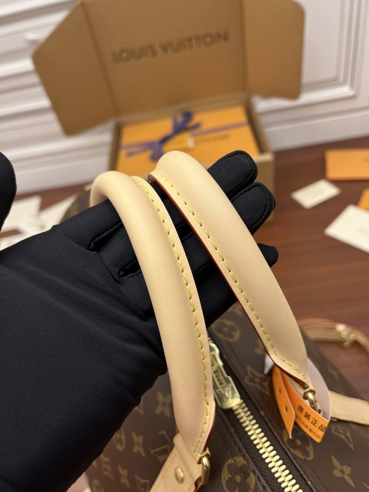 Ellebag’s Expert Replication: Louis Vuitton Keepall 45 Monogram with Yellow Leather (M41418)-Bästa kvalitet Fake Louis Vuitton Bag Online Store, Replica designer bag ru