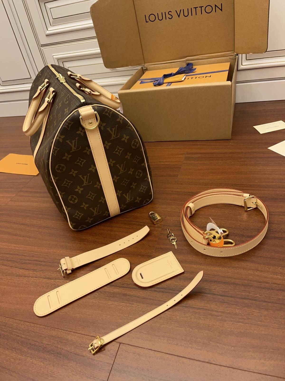 Ellebag’s Expert Replication: Louis Vuitton Keepall 45 Monogram with Yellow Leather (M41418)-בעסטער קוואַליטעט שווינדל לוי ווויטטאָן באַג אָנליין קראָם, רעפּליקע דיזיינער זעקל רו