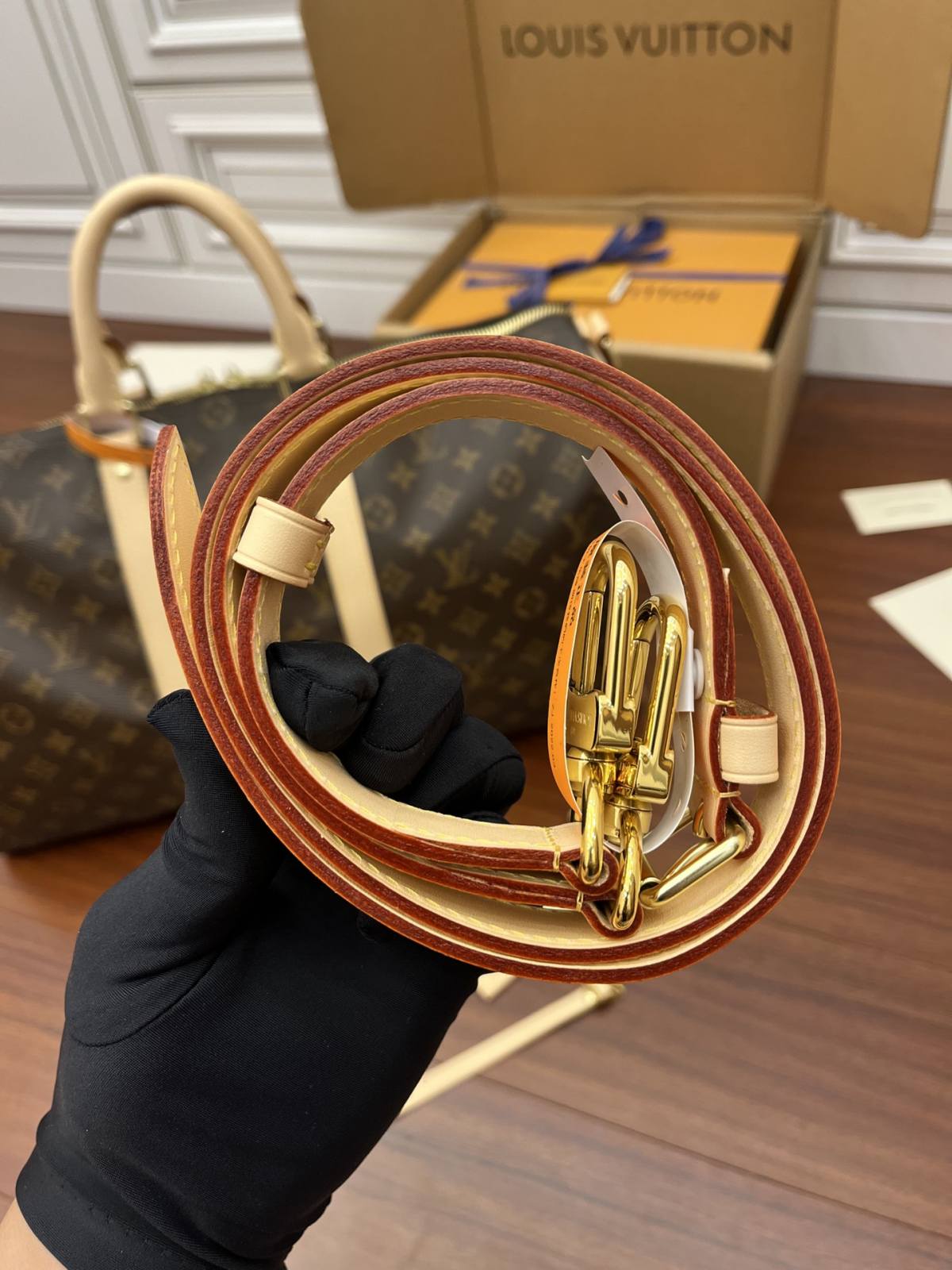 Ellebag’s Expert Replication: Louis Vuitton Keepall 45 Monogram with Yellow Leather (M41418)-Best Quality Replica designer Bag factory in China