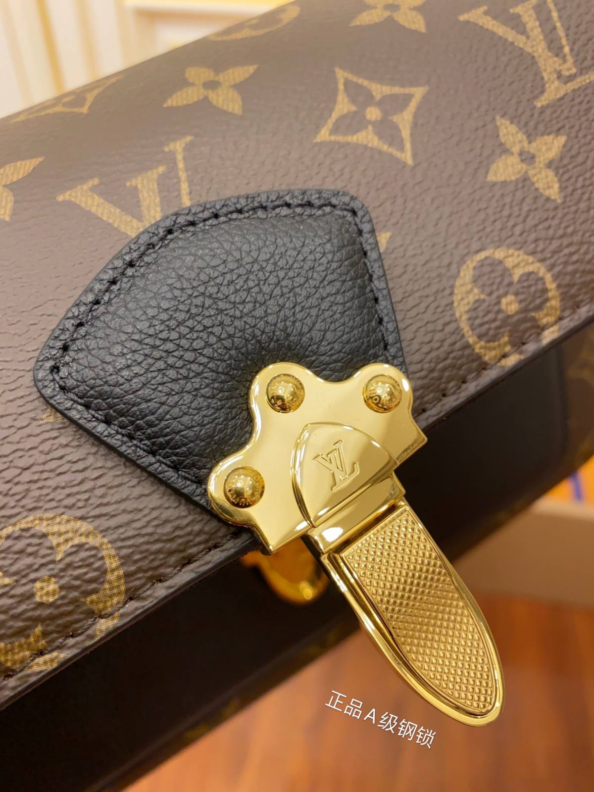 Ellebag’s Expert Replication: Louis Vuitton VICTOIRE Handbag (M41730) Monogram Black-Legjobb minőségű hamis Louis Vuitton táska online áruház, replika designer táska ru