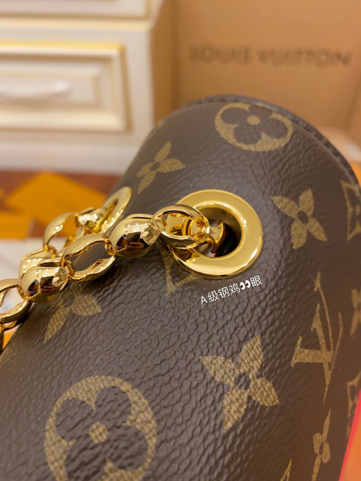 Ellebag’s Expert Replication: Louis Vuitton VICTOIRE Handbag (M41731) Monogram Red-Best Quality Fake Louis Vuitton Bag Nettbutikk, Replica designer bag ru