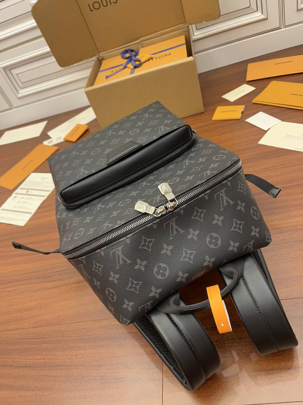 Ellebag’s Expert Replication: Louis Vuitton Discovery Apollo Backpack (M43186) Soft Monogram Eclipse Black-Best Quality Fake Louis Vuitton Bag Nettbutikk, Replica designer bag ru