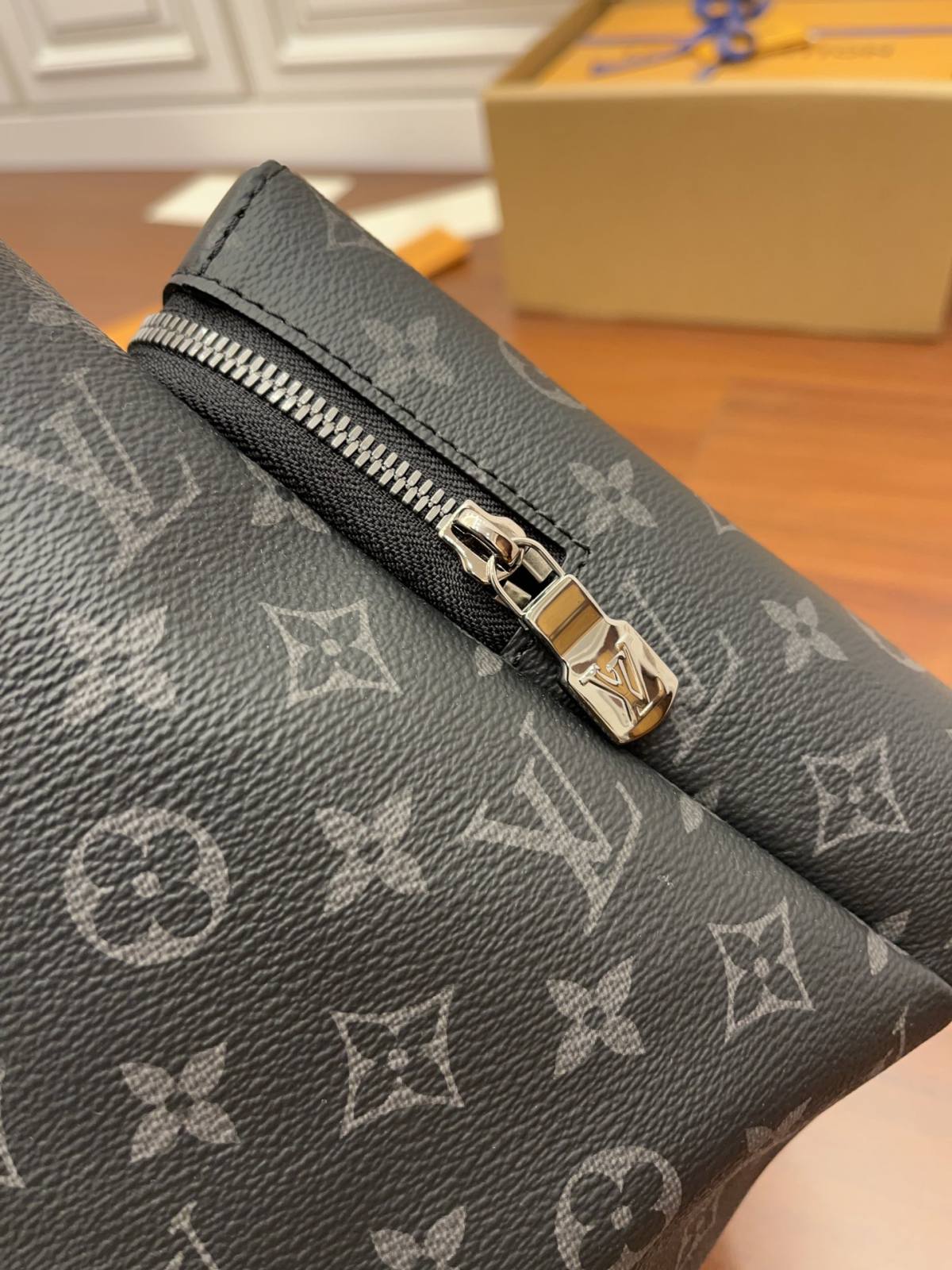 Ellebag’s Expert Replication: Louis Vuitton Discovery Apollo Backpack (M43186) Soft Monogram Eclipse Black-Best Quality Replica designer Bag factory in China