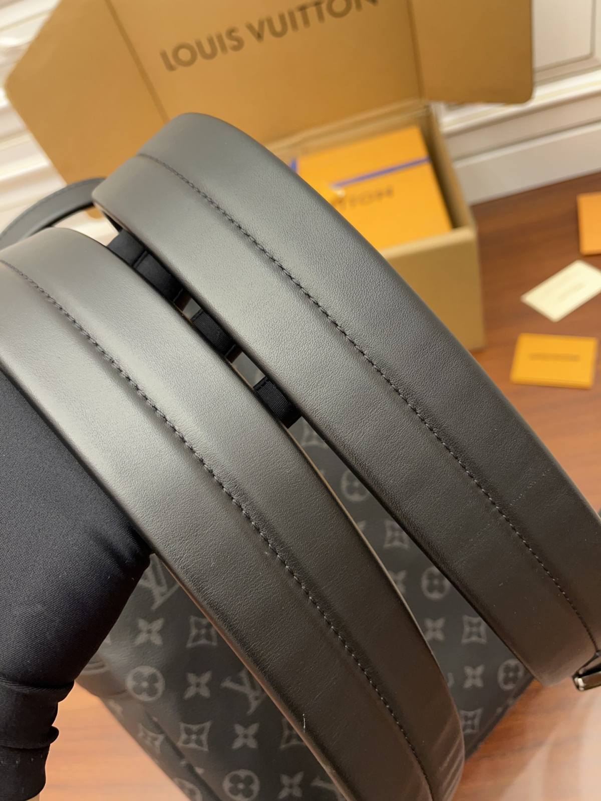 Ellebag’s Expert Replication: Louis Vuitton Discovery Apollo Backpack (M43186) Soft Monogram Eclipse Black-Best Quality Replica designer Bag factory in China