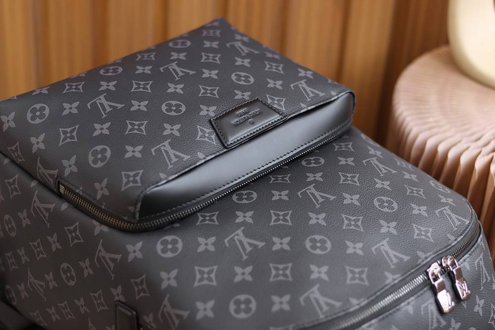 Ellebag’s Expert Replication: Louis Vuitton Discovery Apollo Backpack (M43186) Soft Monogram Eclipse Black-Best Quality Fake Louis Vuitton Bag Nettbutikk, Replica designer bag ru