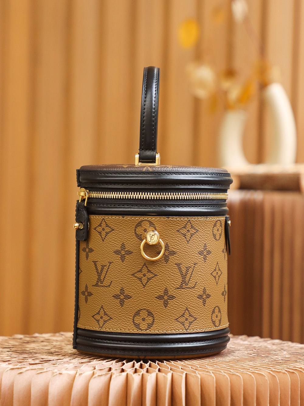 Ellebag’s Expert Replication: Louis Vuitton Cannes Handbag (M43986) Monogram-Legjobb minőségű hamis Louis Vuitton táska online áruház, replika designer táska ru